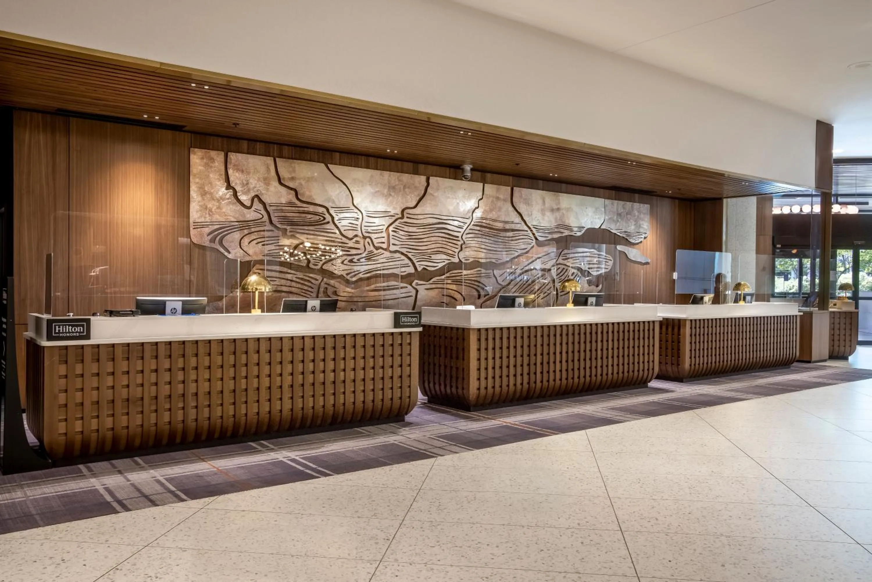 Lobby or reception in Hilton Quebec
