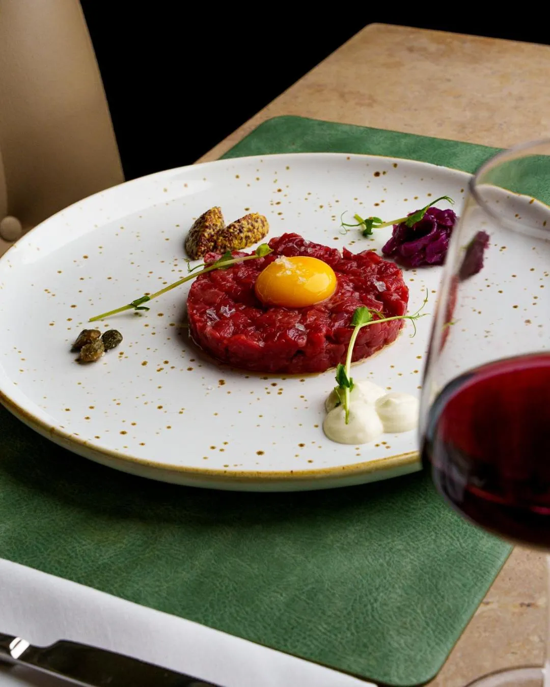 Restaurant/places to eat in Golden Apartments