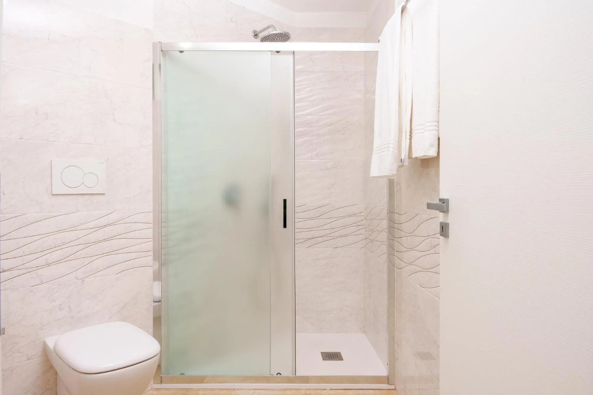 Bathroom in Golden Apartments