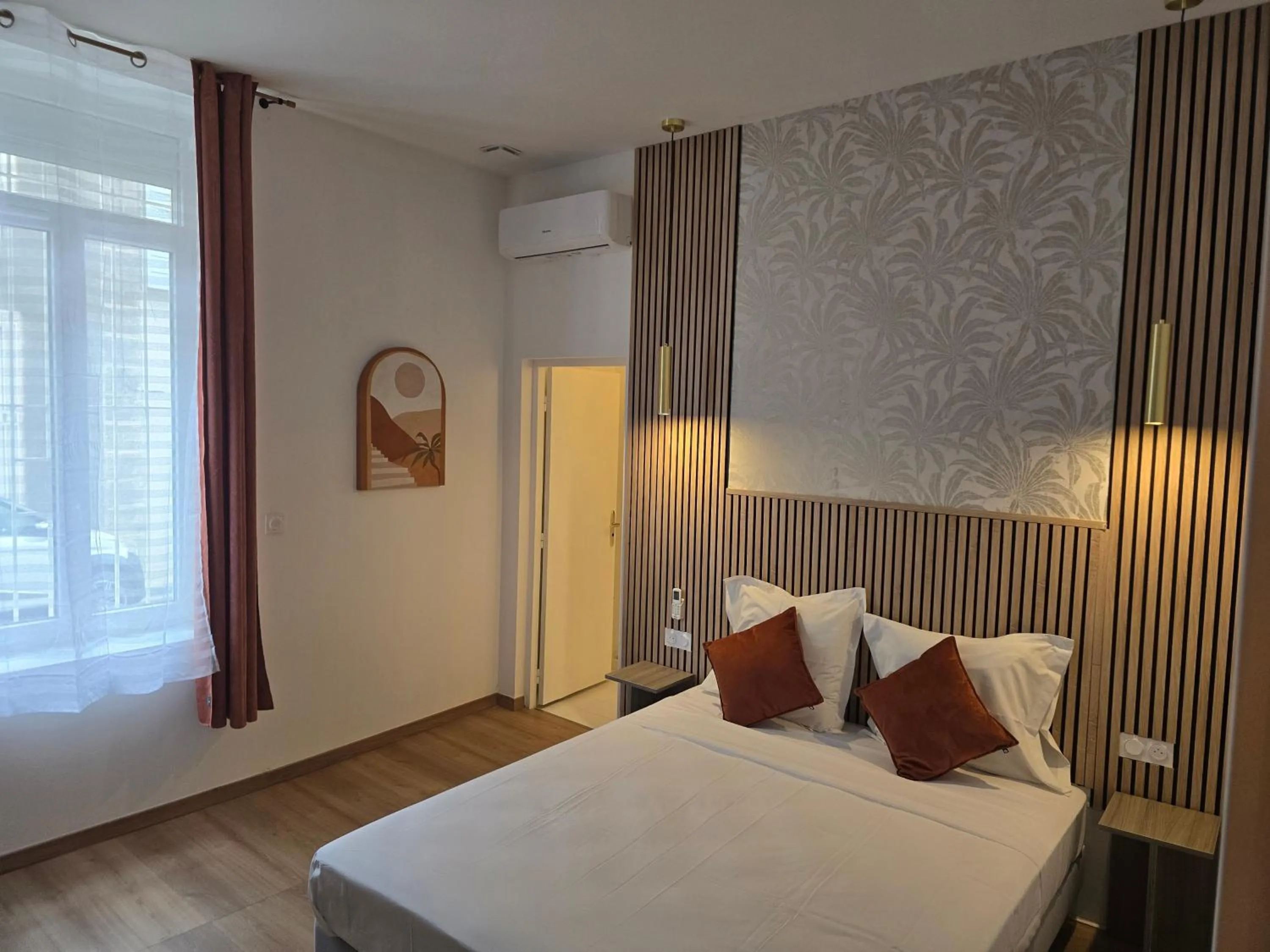 Photo of the whole room, Bed in Hôtel L'Alsace