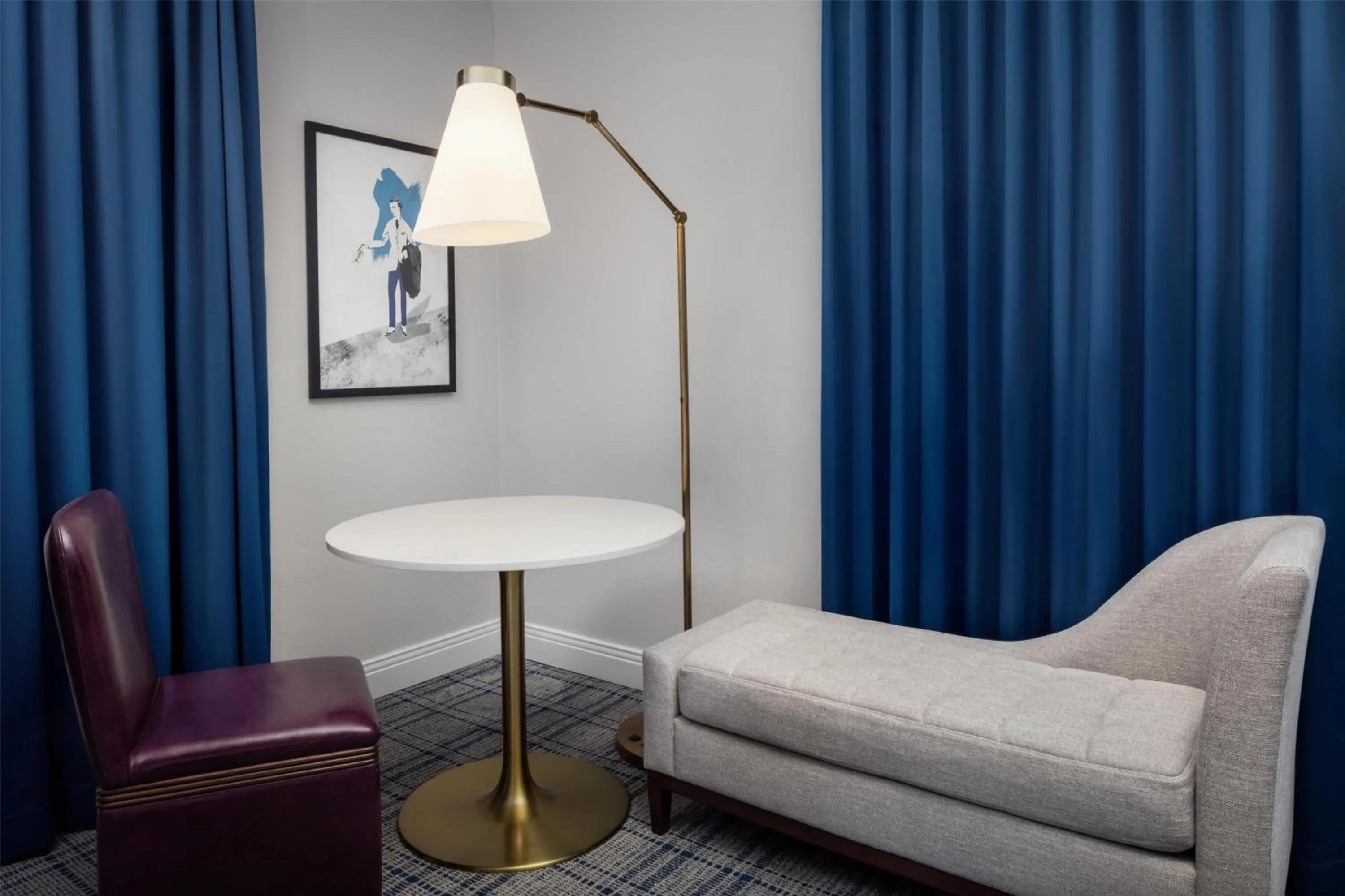 Living room in The Skirvin Hilton Oklahoma City