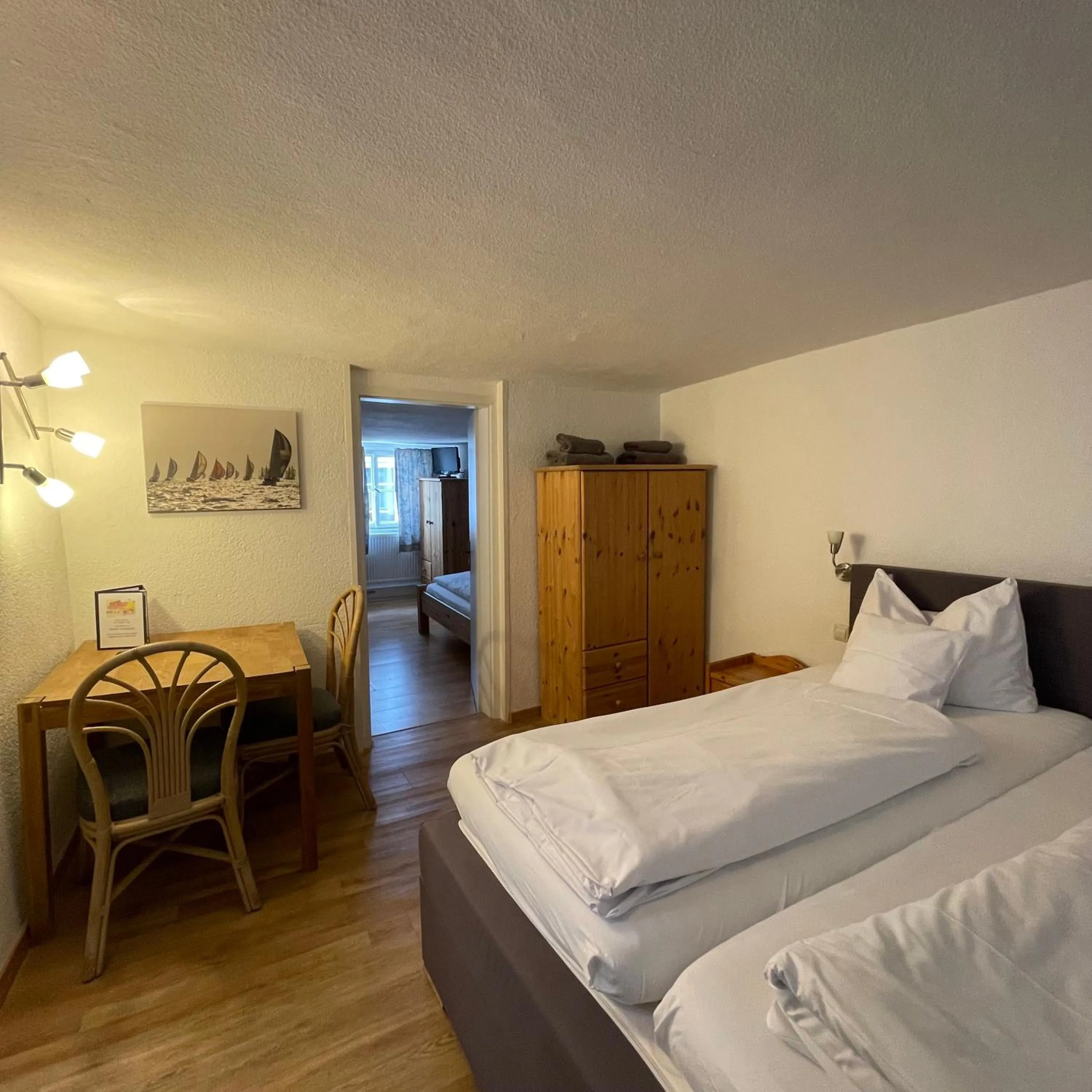 Bed in Hotel Gasthof Inselgraben garni