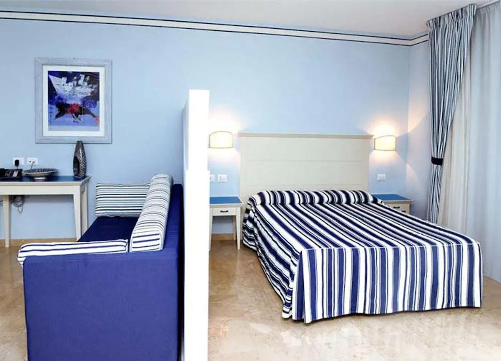 Bed in Resort Cala La Luna