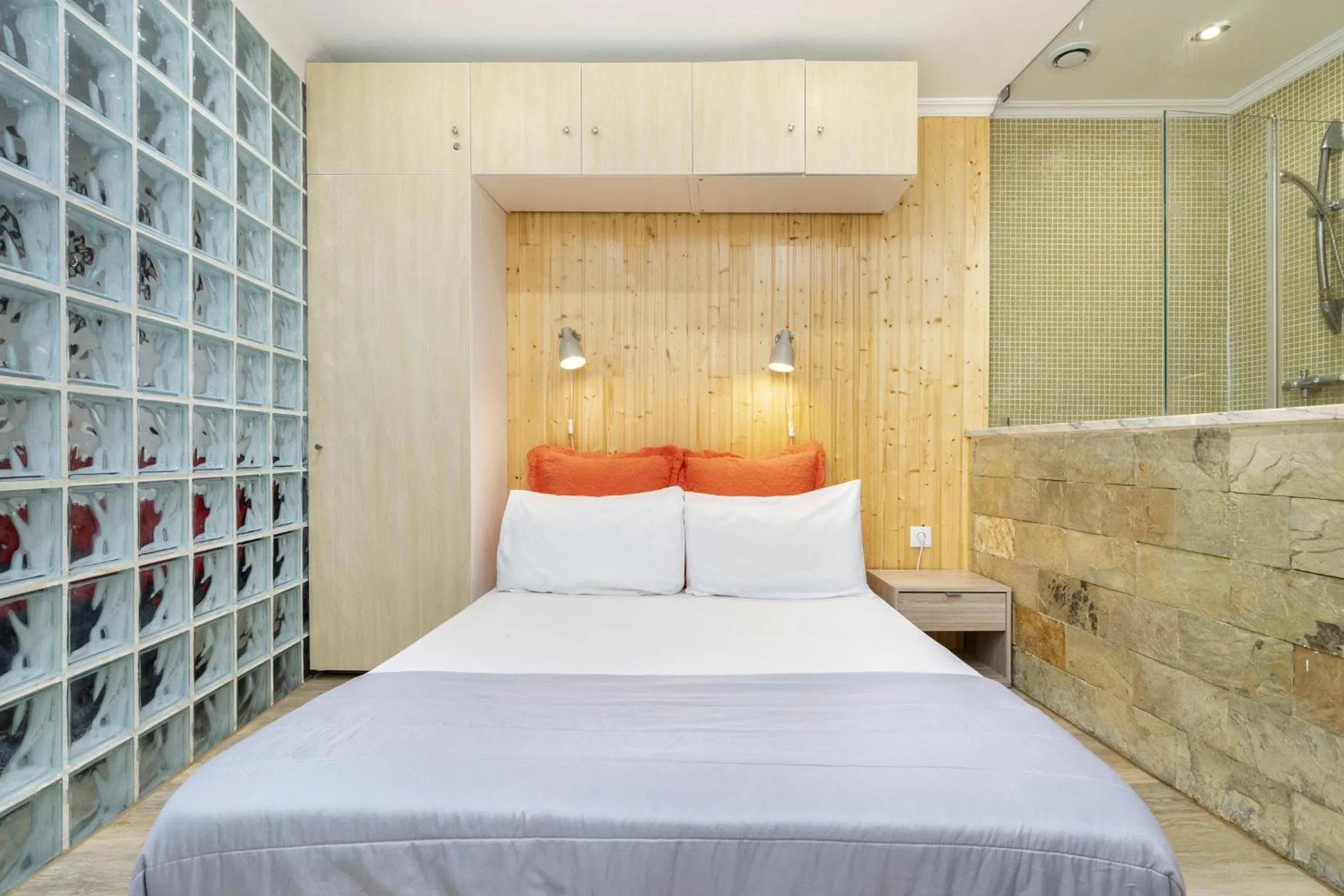 Bathroom in Modern Alfama Studio