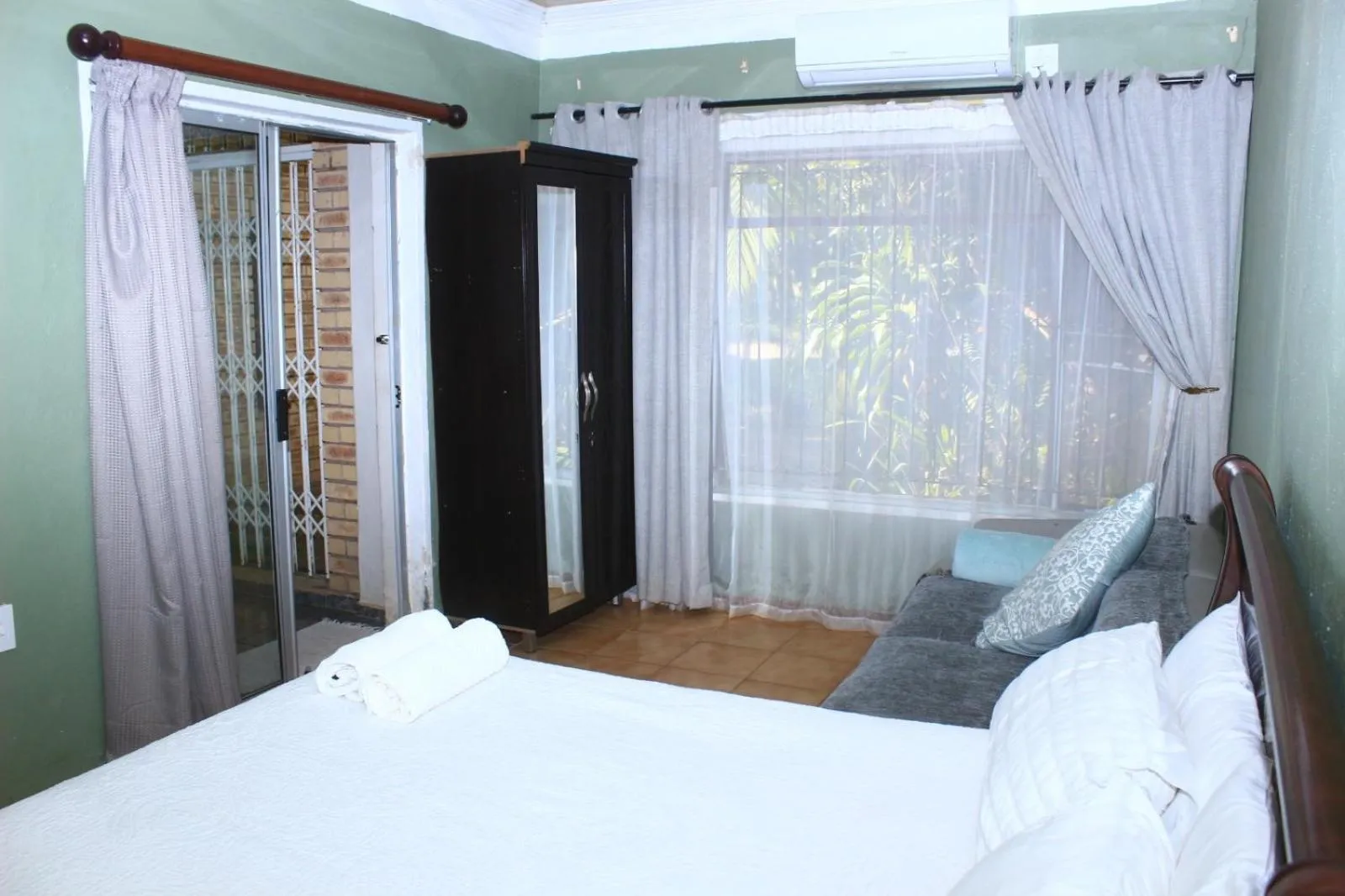 Bed in Ankuweni Guest house