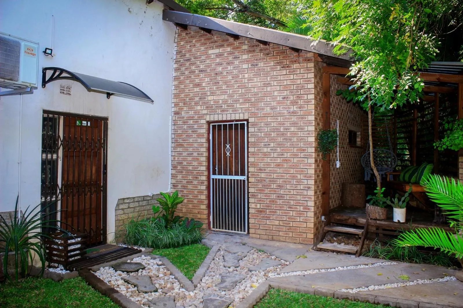 Ankuweni Guest house
