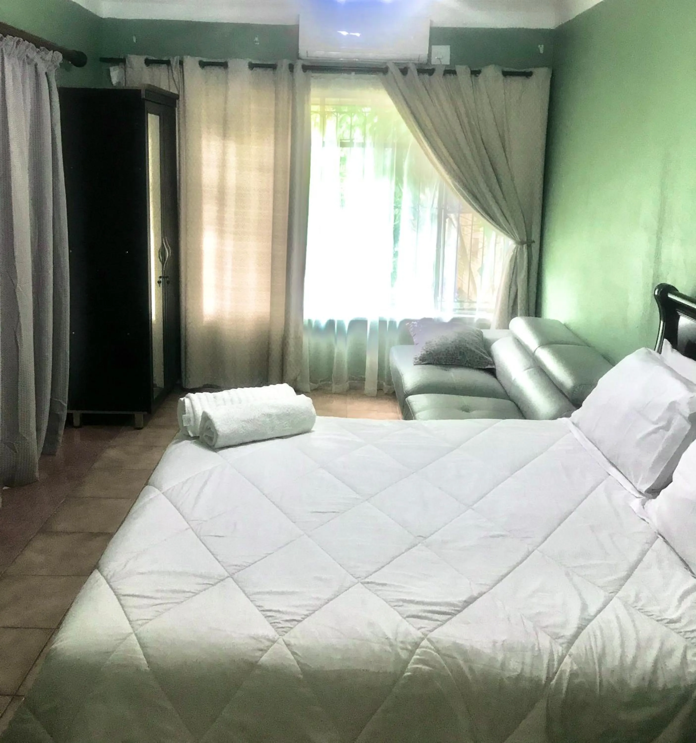 Bed in Ankuweni Guest house