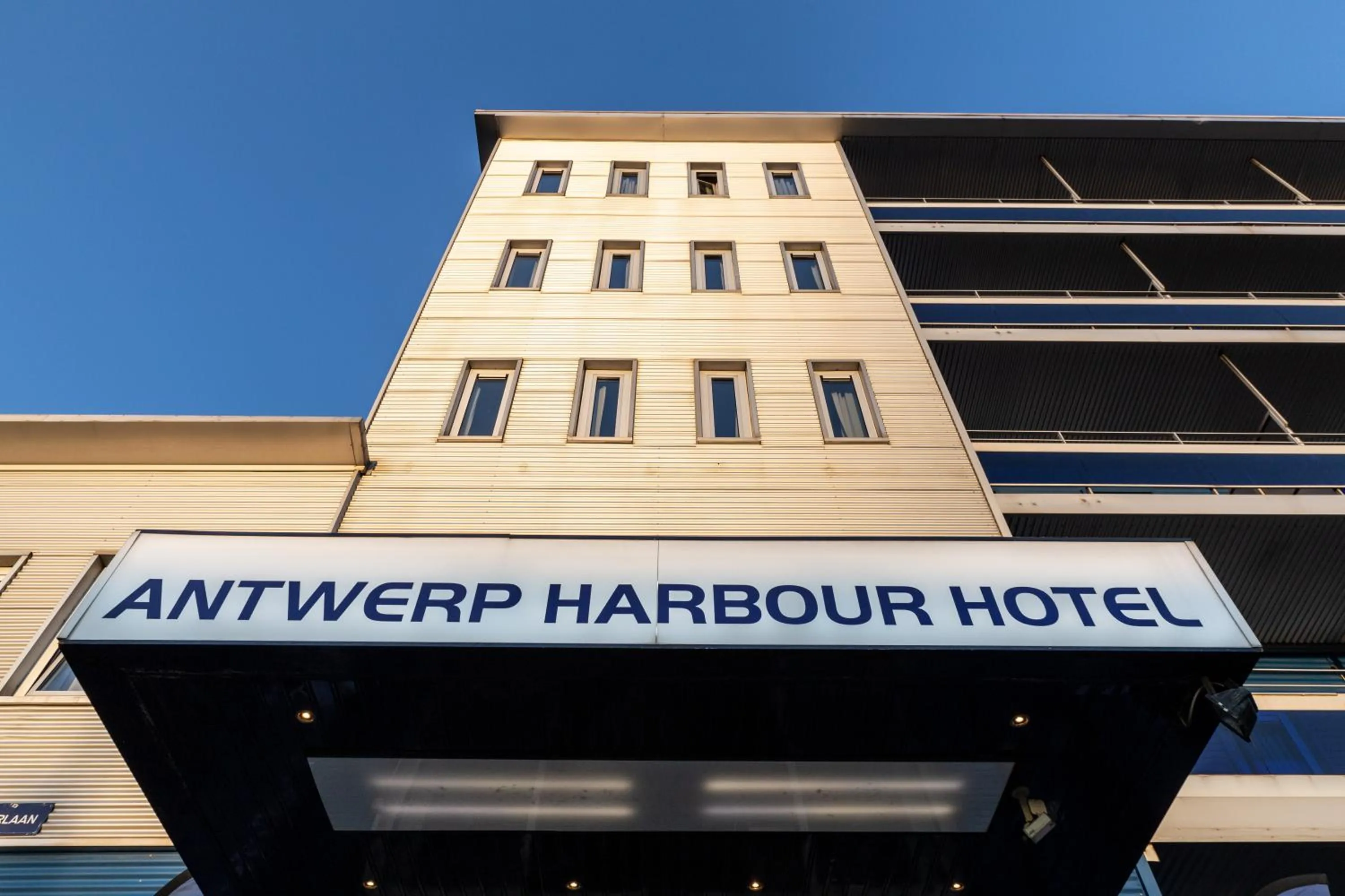 Facade/entrance in Antwerp Harbour Hotel