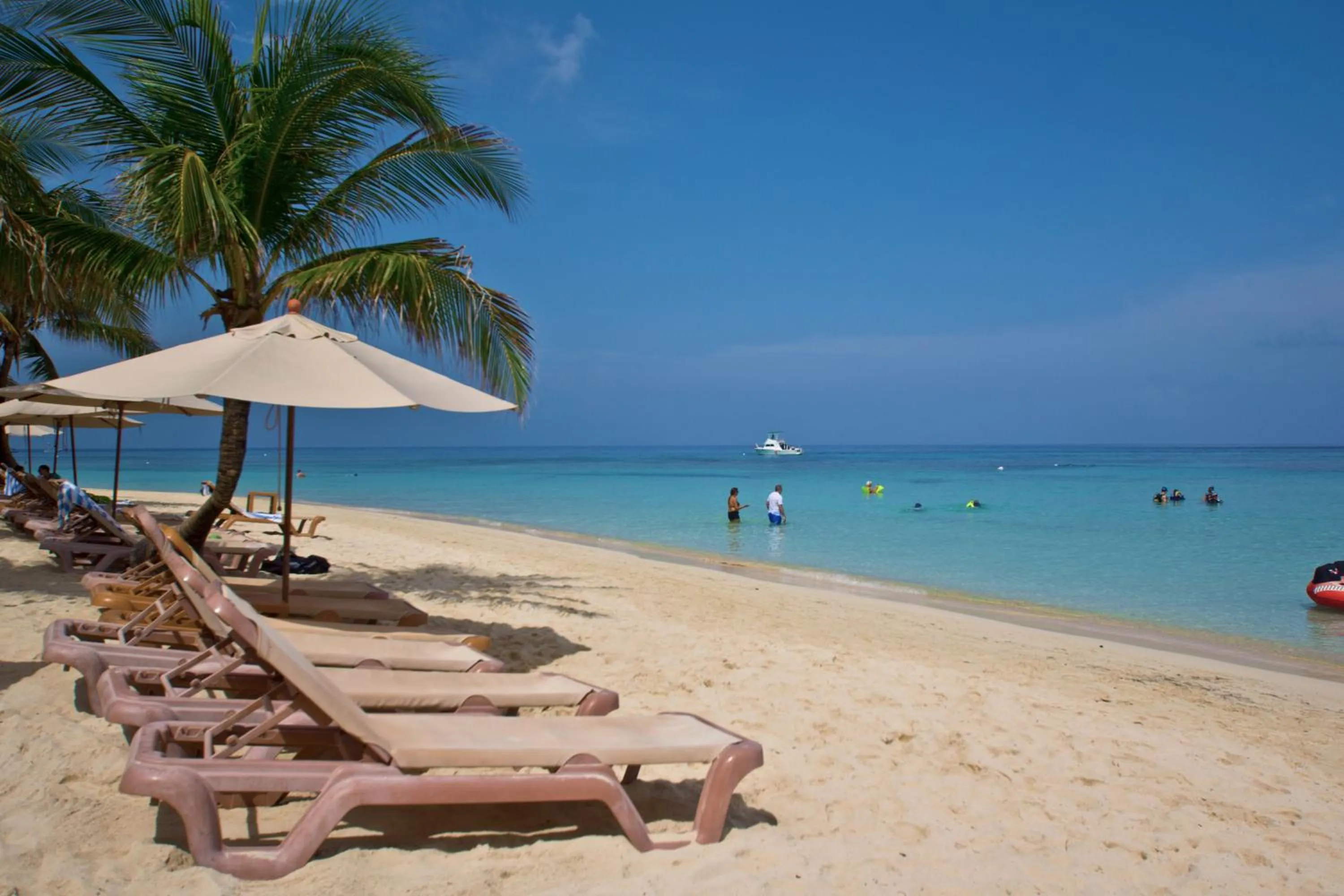 Beach in Infinity Bay Spa & Beach Resort