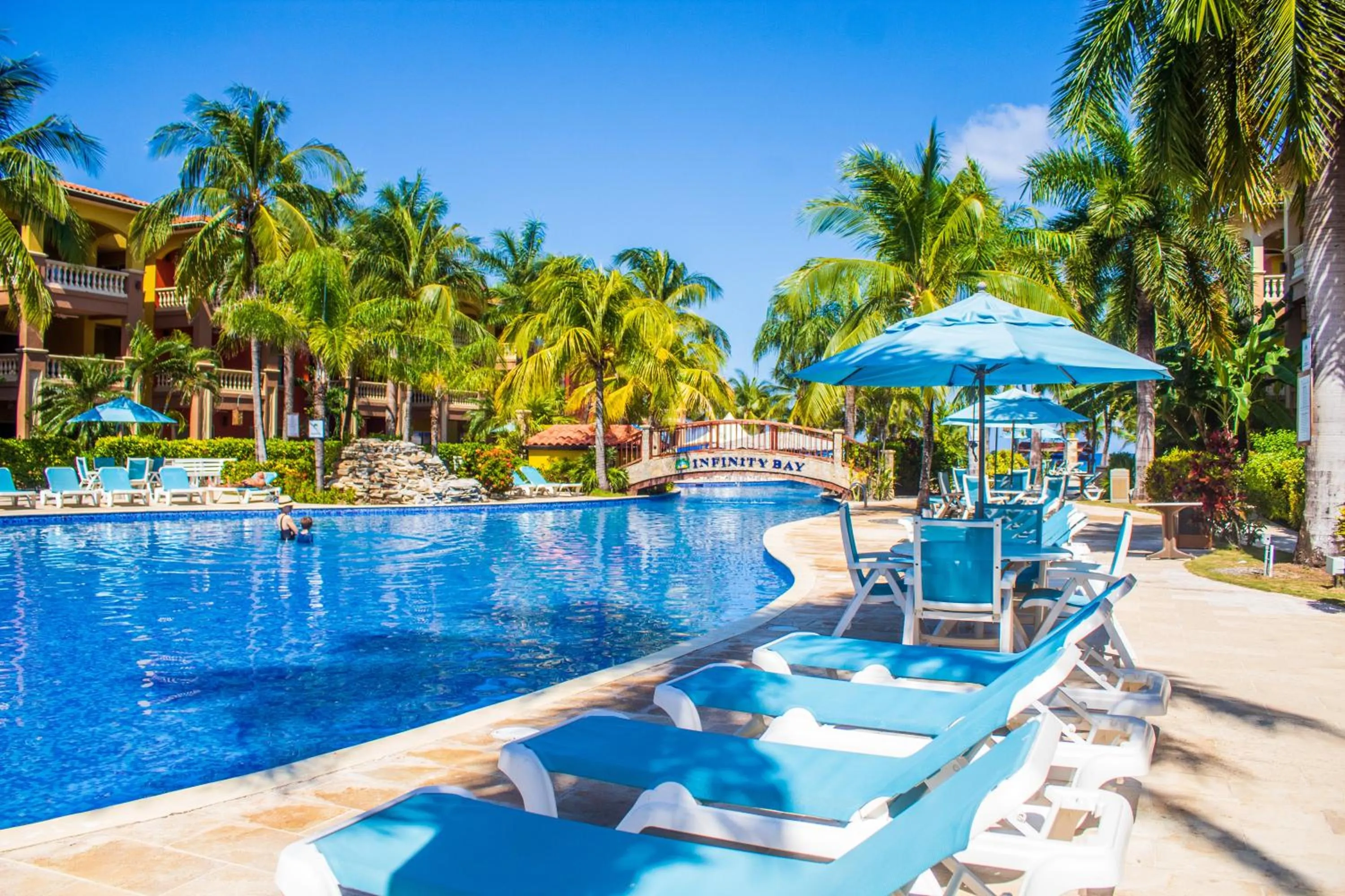 Infinity Bay Spa & Beach Resort