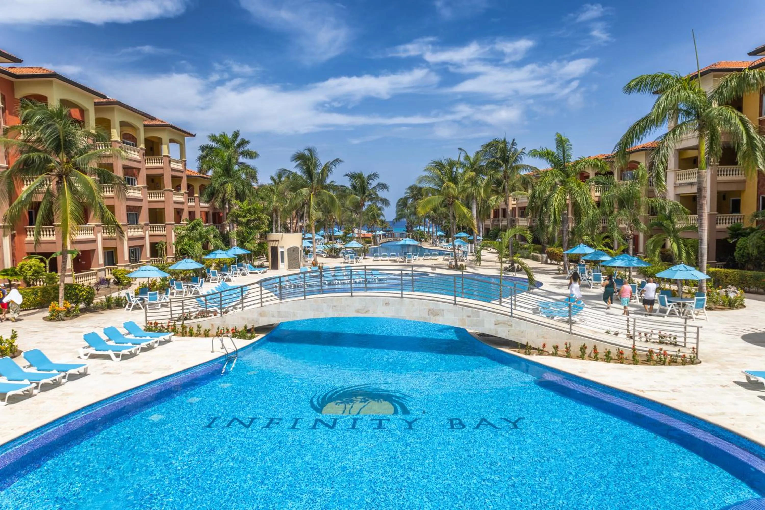 Infinity Bay Spa & Beach Resort