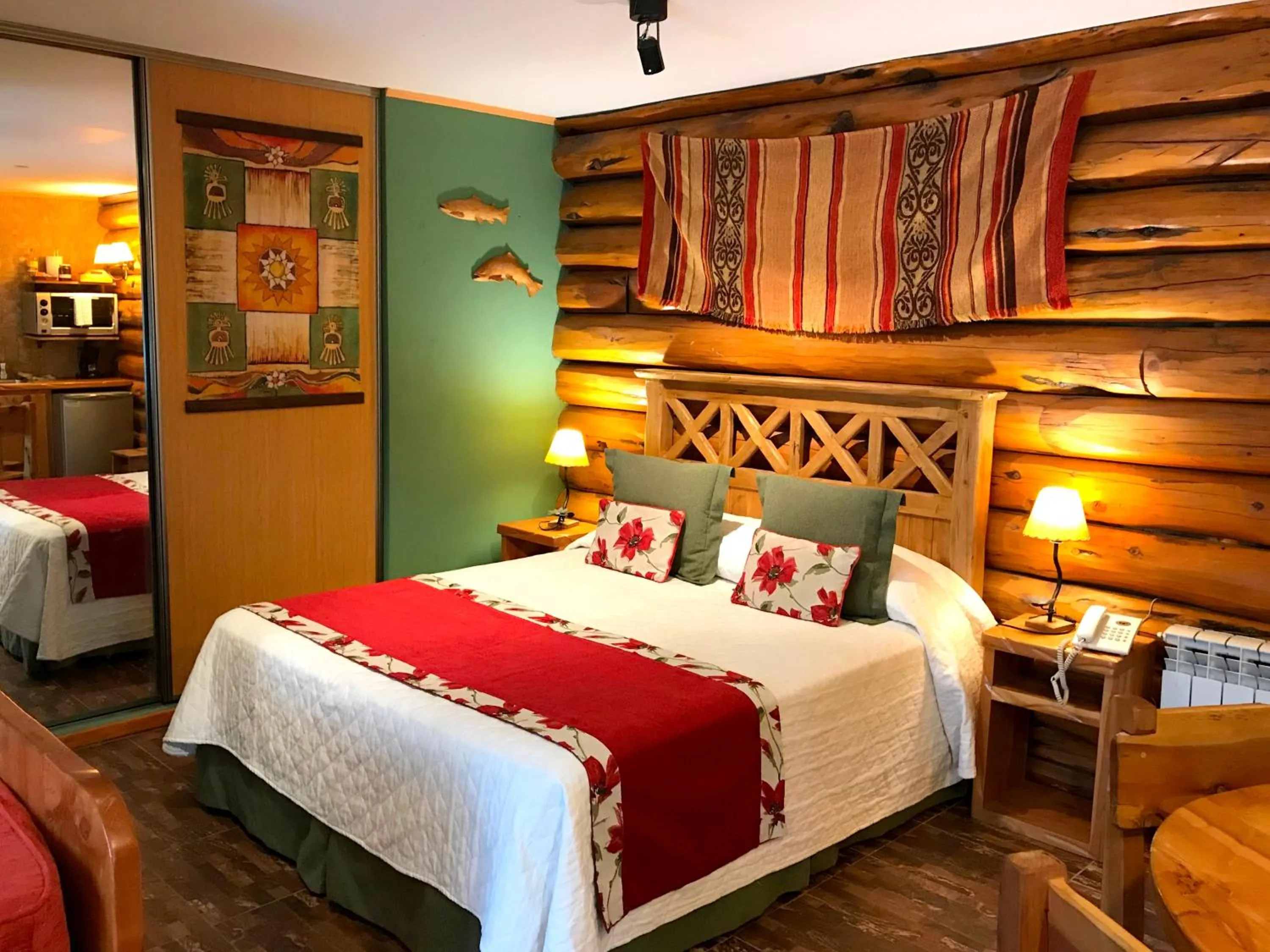 Photo of the whole room, Bed in Hosteria Patagon