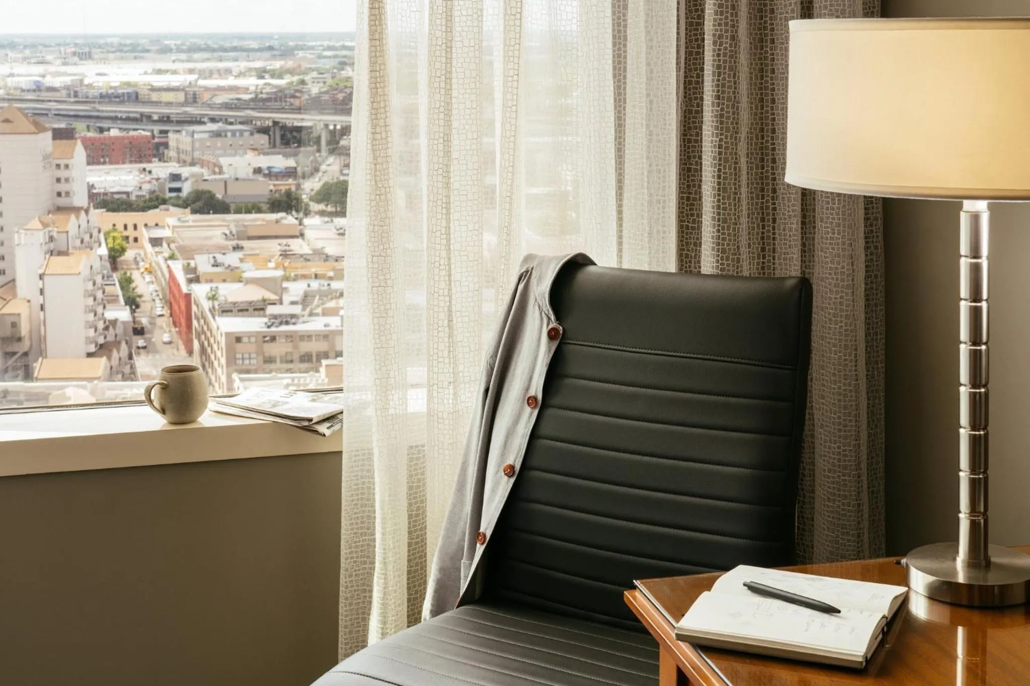 Bedroom in Loews New Orleans Hotel