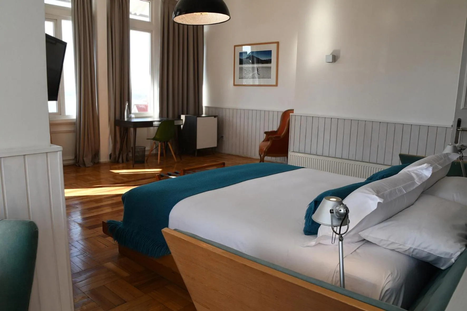 Photo of the whole room in Palacio Astoreca