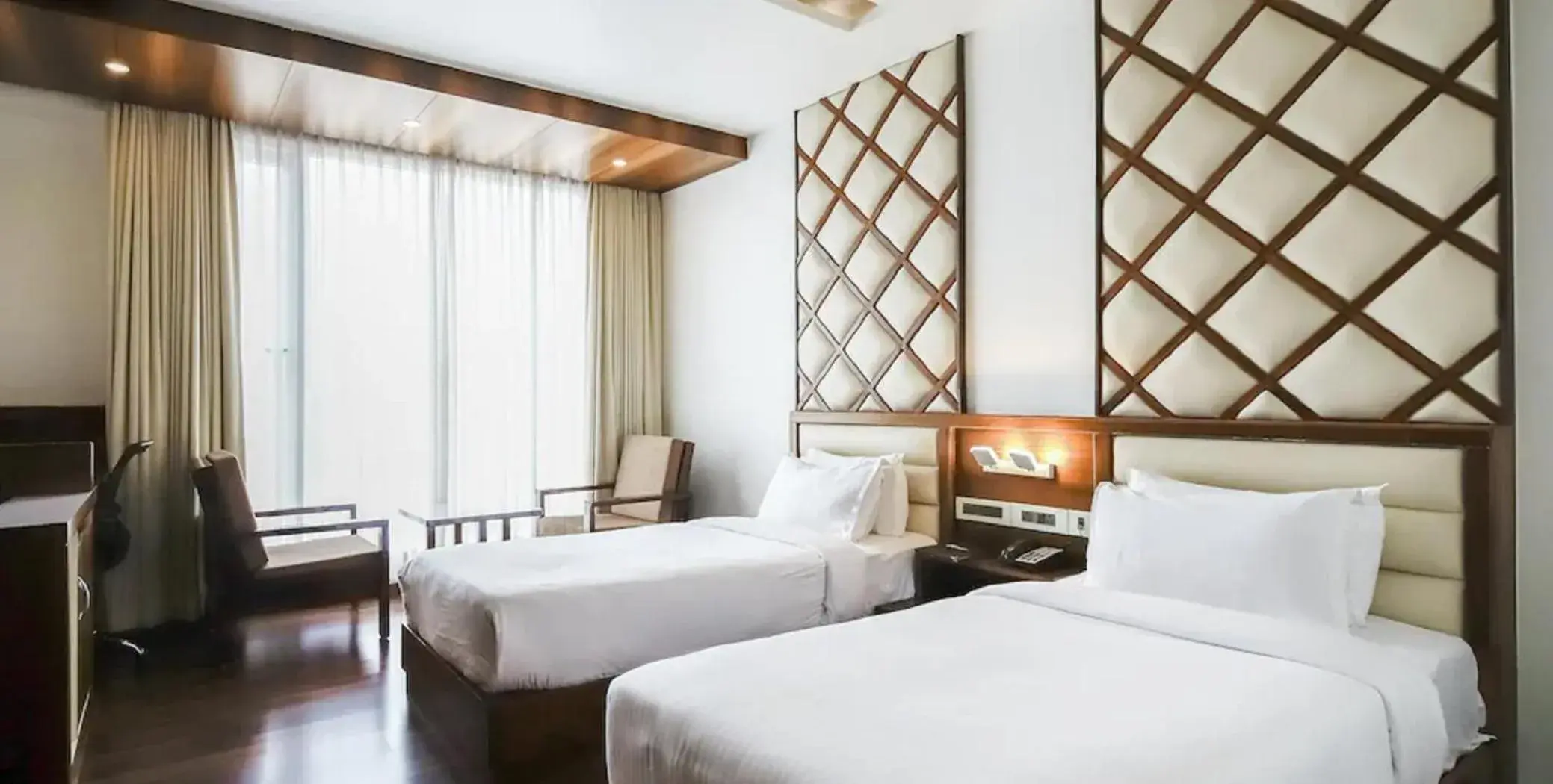 Deluxe Twin Room - single occupancy in Hotel Preethi International Deluxe Twin Room - single occupancy in Hotel Preethi International