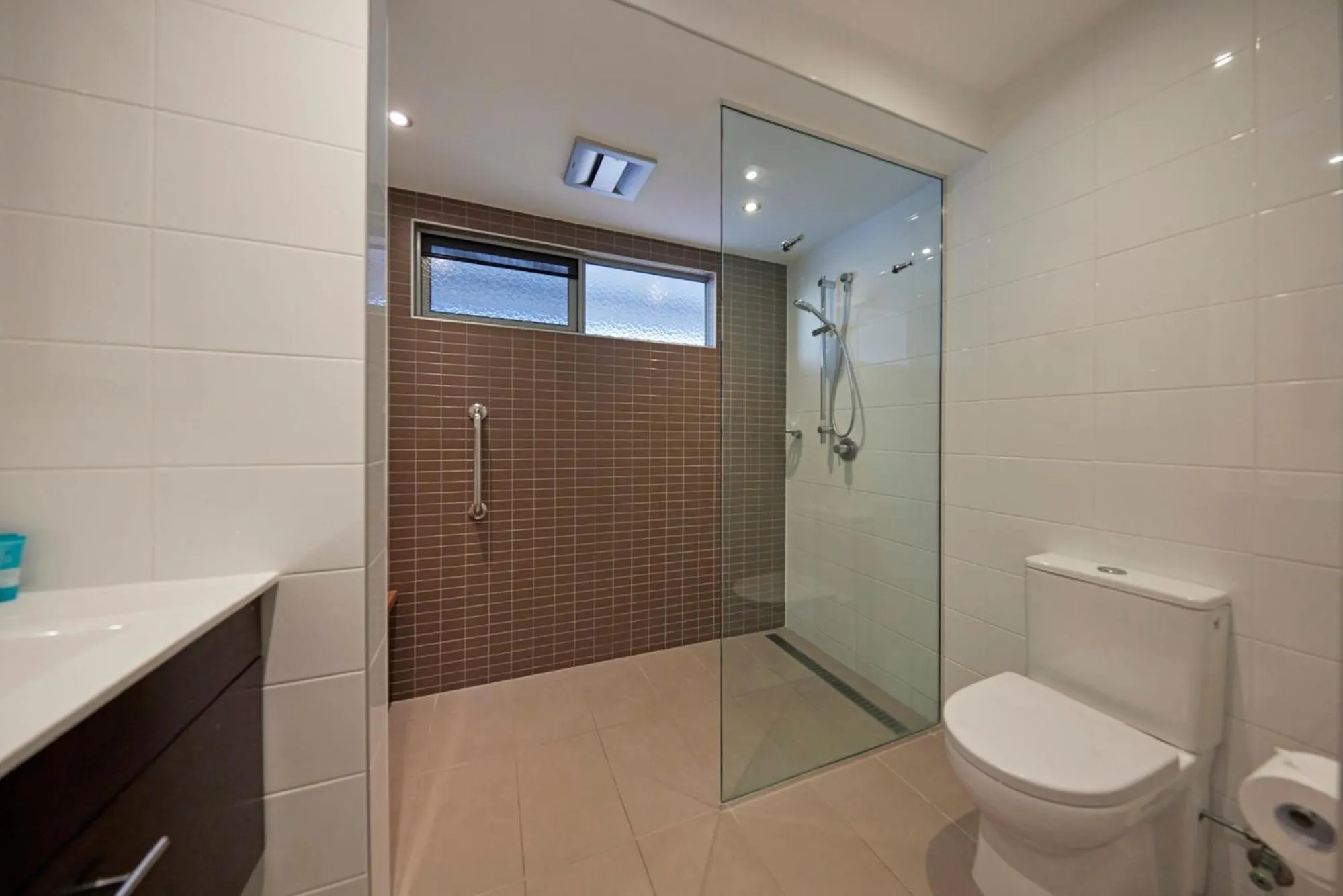 Shower in Brisbane Holiday Village