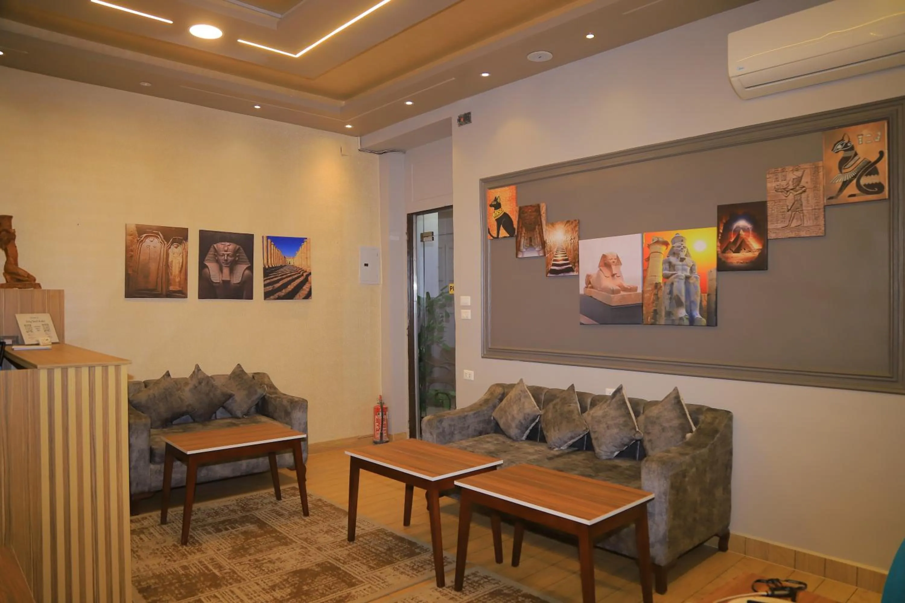 Lobby or reception in Holy Sheet Hostel