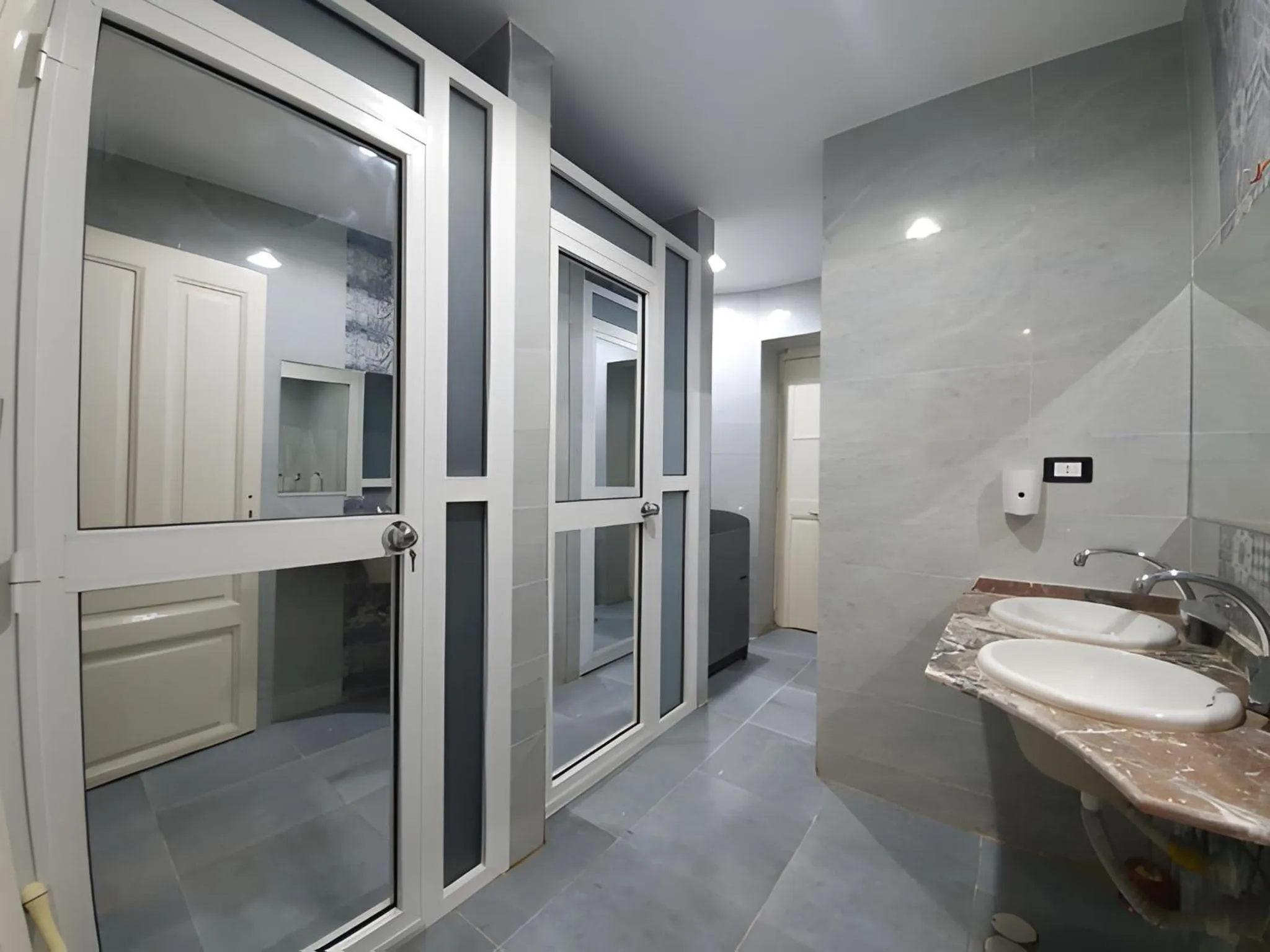 Shower in Holy Sheet Hostel