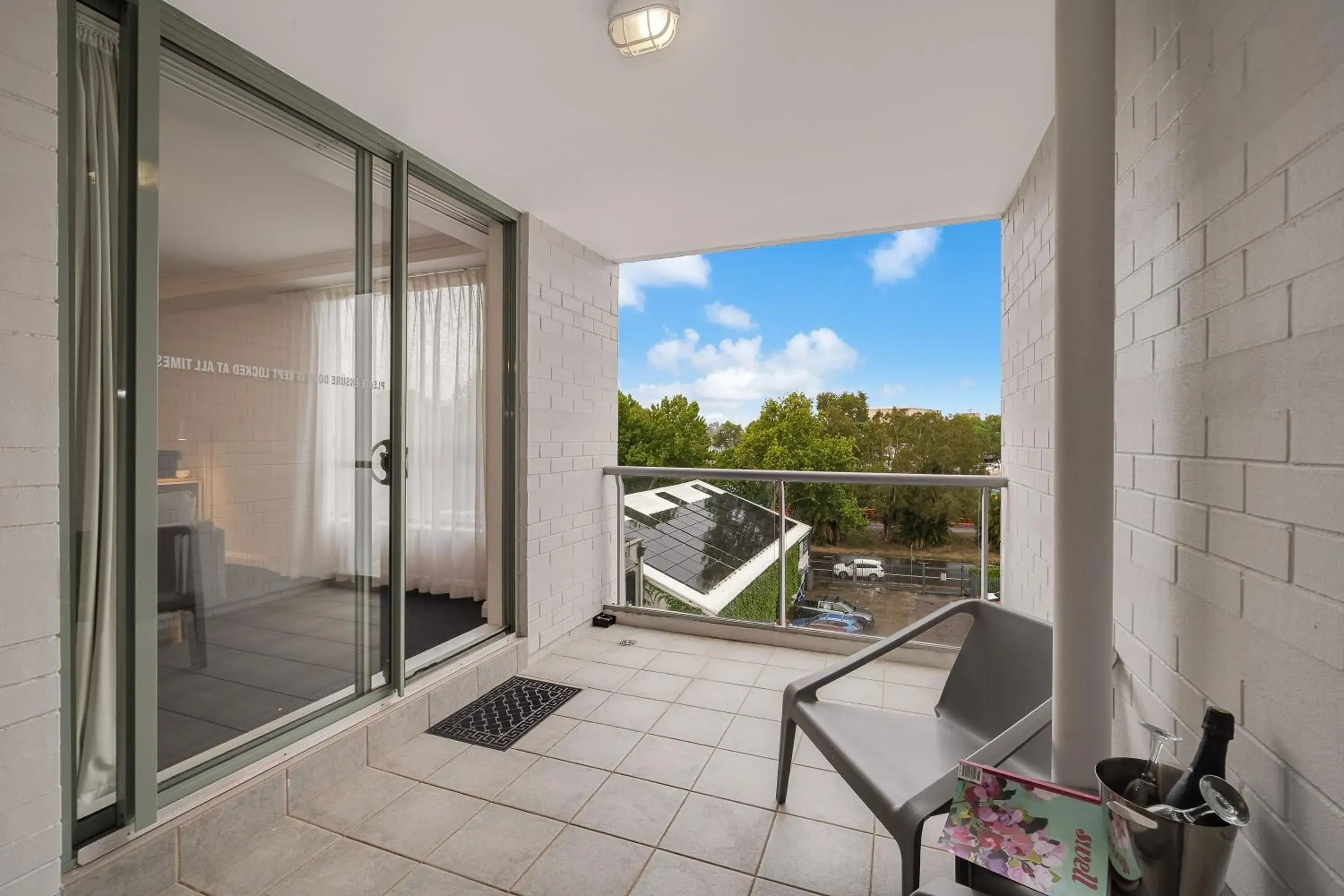 Two-Bedroom Deluxe Apartment in Quest Newcastle Two-Bedroom Deluxe Apartment in Quest Newcastle