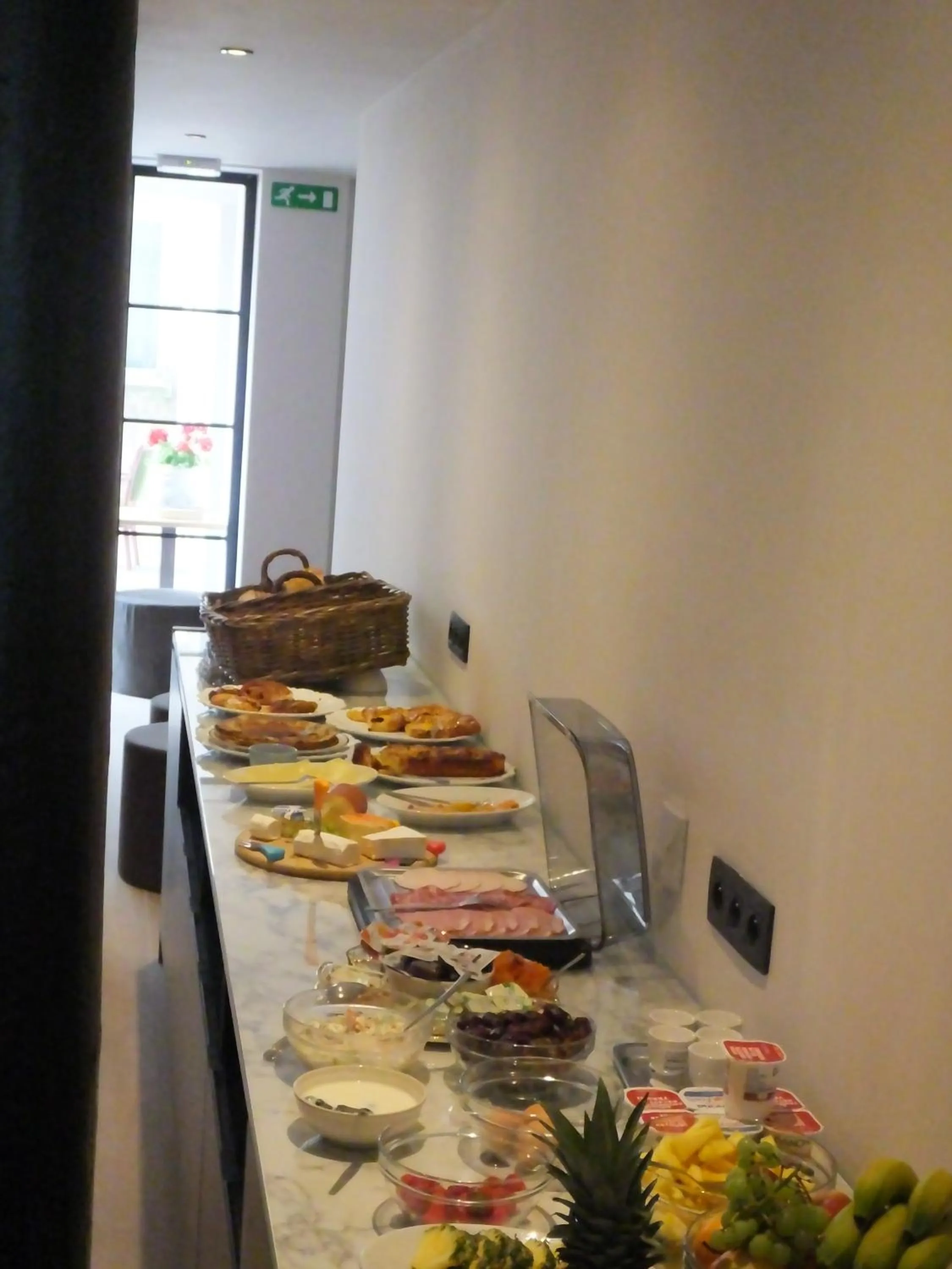 Continental breakfast in Hotel Monarc