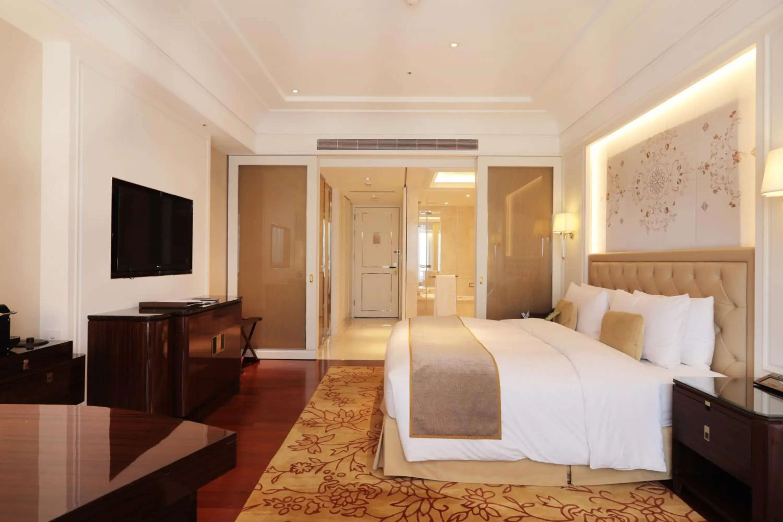 Okura King Room in The Okura Prestige Taipei Okura King Room in The Okura Prestige Taipei