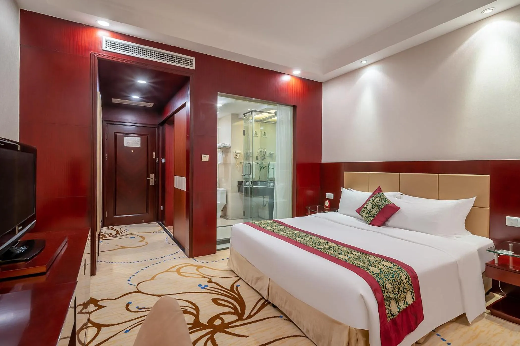 Bed in Grand Metropark Hotel Shandong