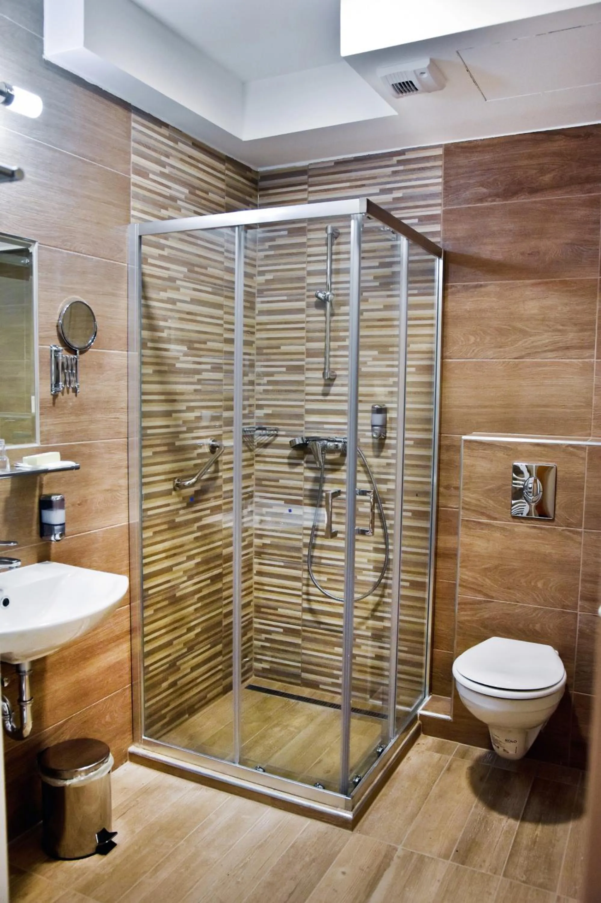 Bathroom in Thermál Panzió