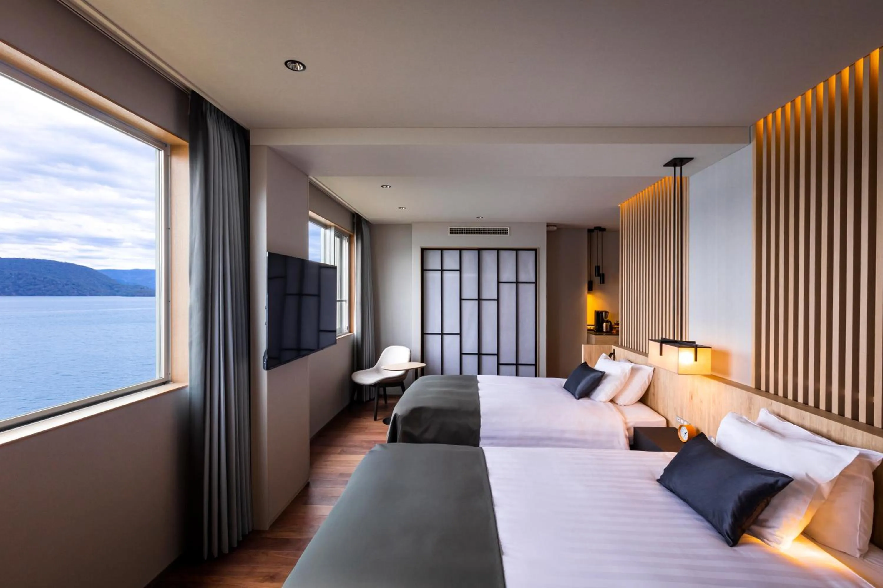 Photo of the whole room, Bed in The Lake View Toya Nonokaze Resort