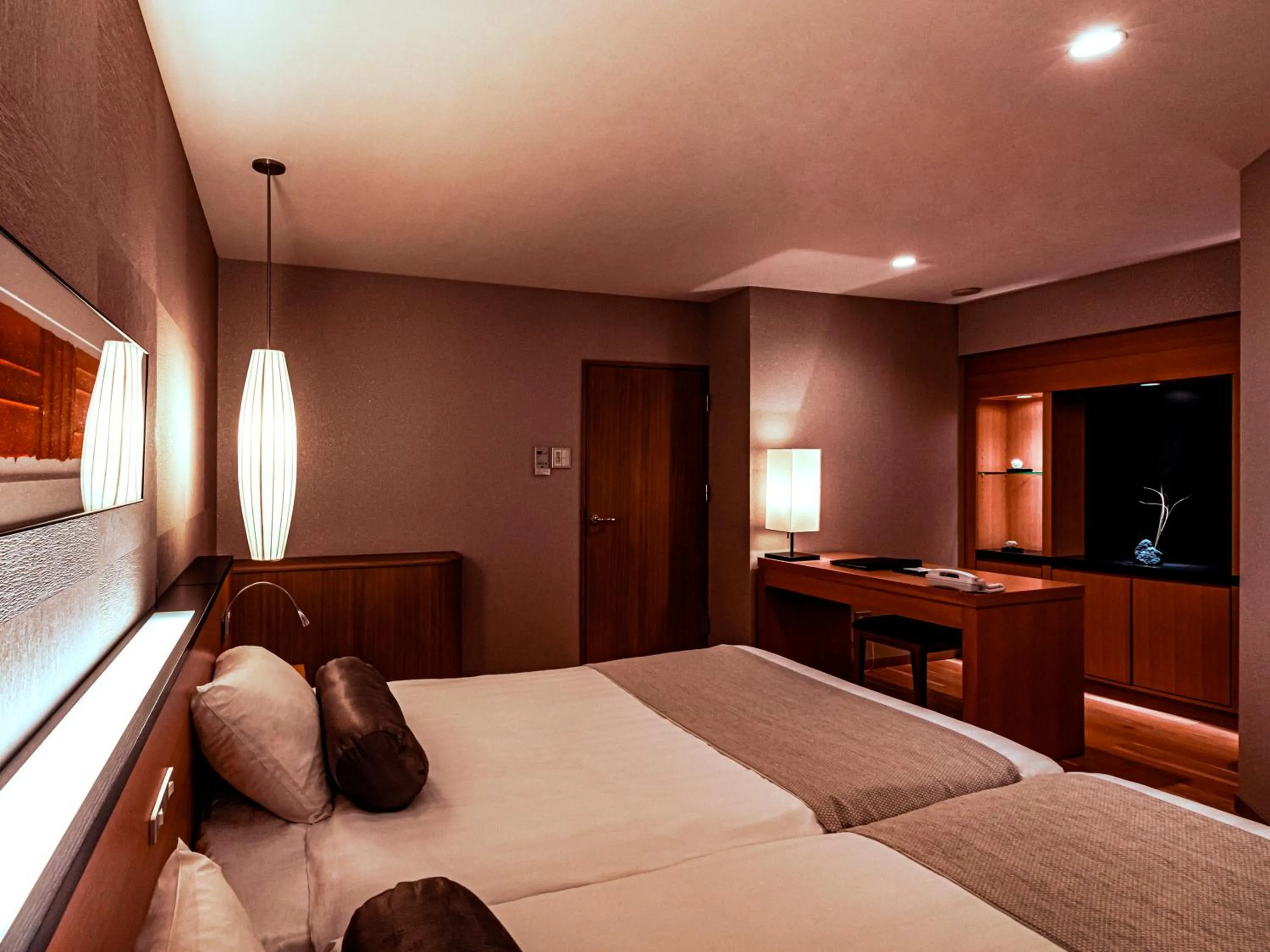 Bed in The Lake View Toya Nonokaze Resort