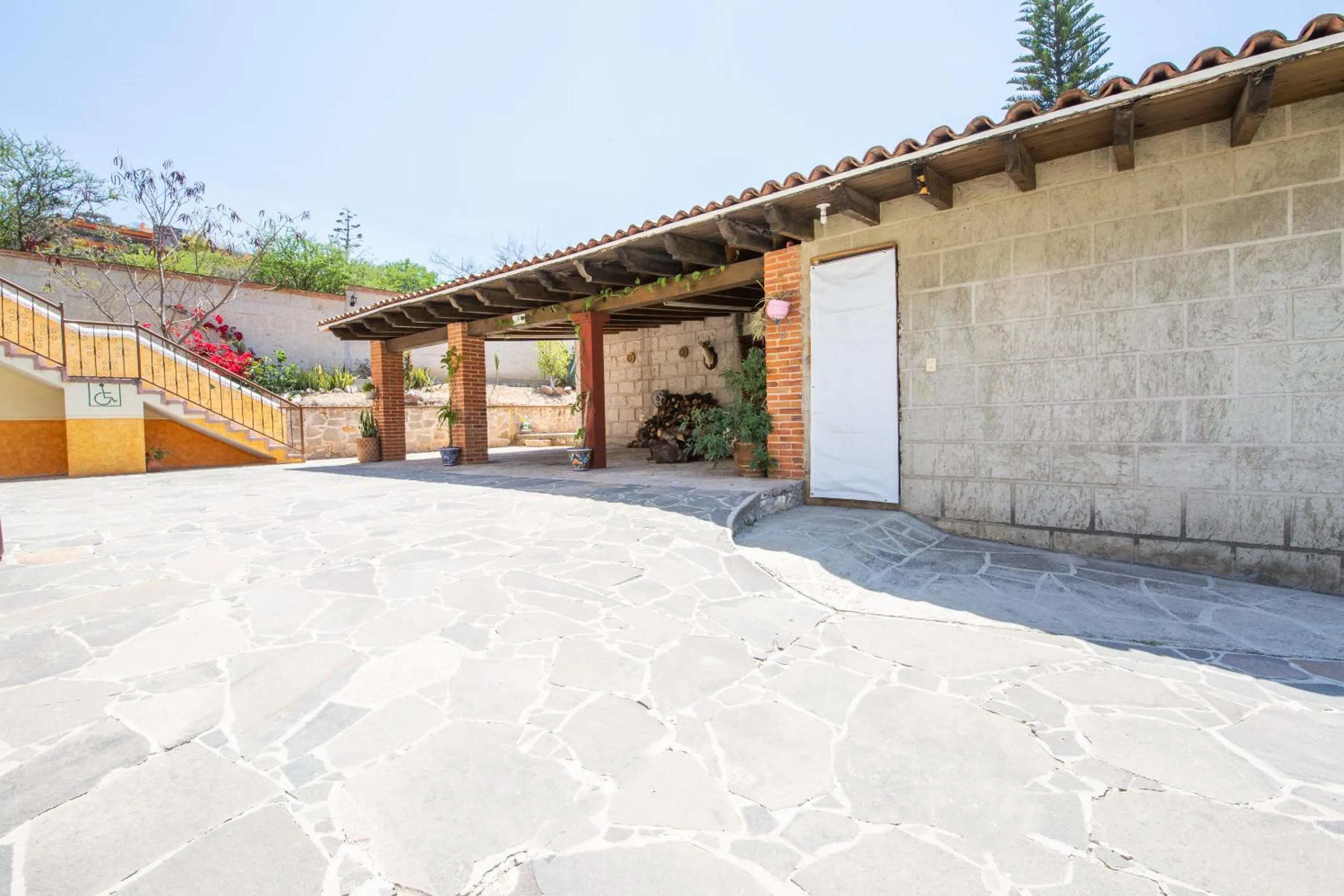 Parking in Hotel Quinta Mirador Zacualli