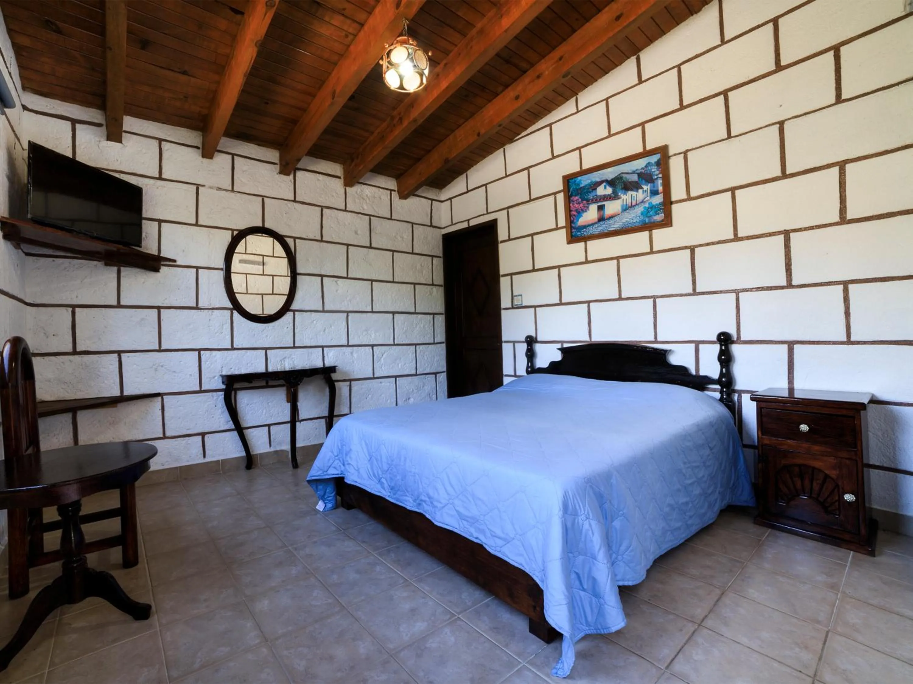 Photo of the whole room, Bed in Hotel Quinta Mirador Zacualli