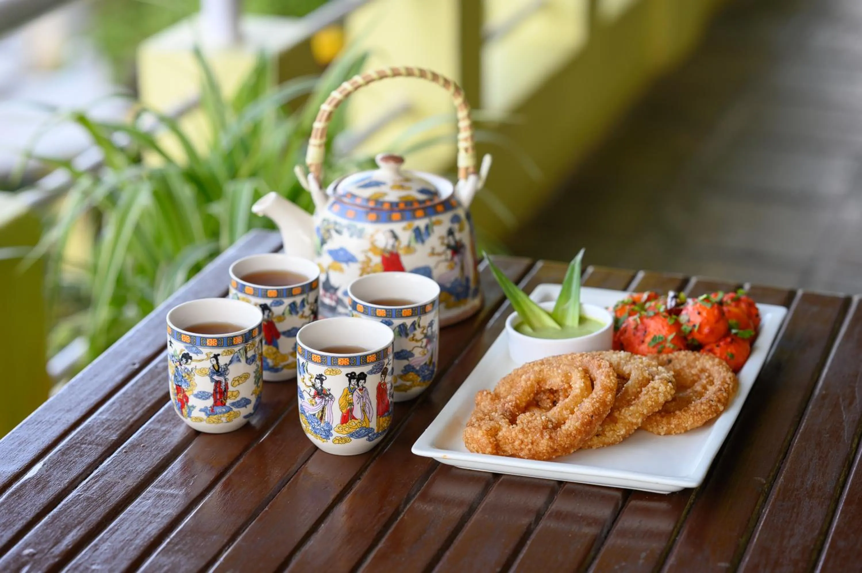 Food in Sinclairs Darjeeling