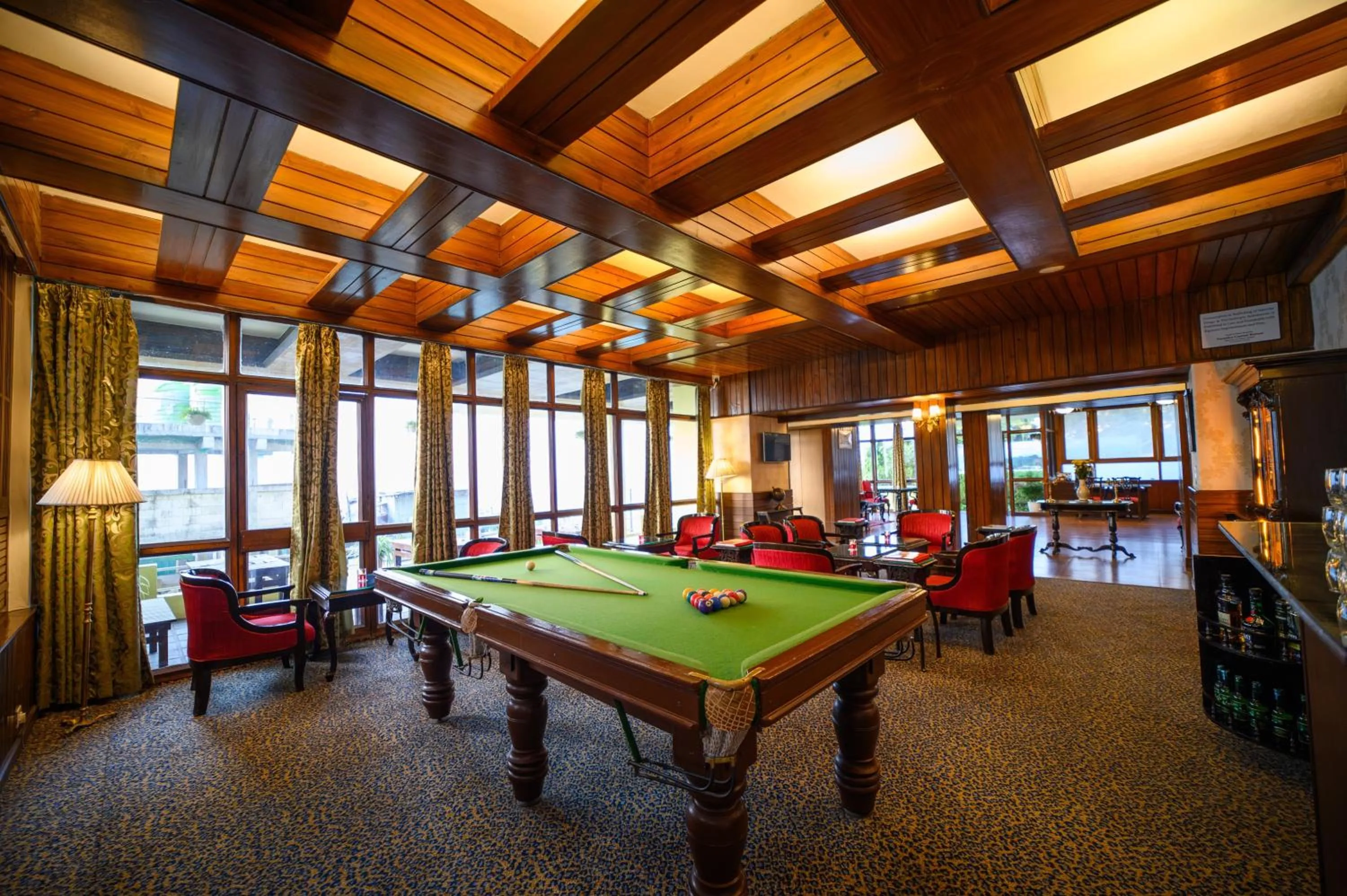 Billiard in Sinclairs Darjeeling