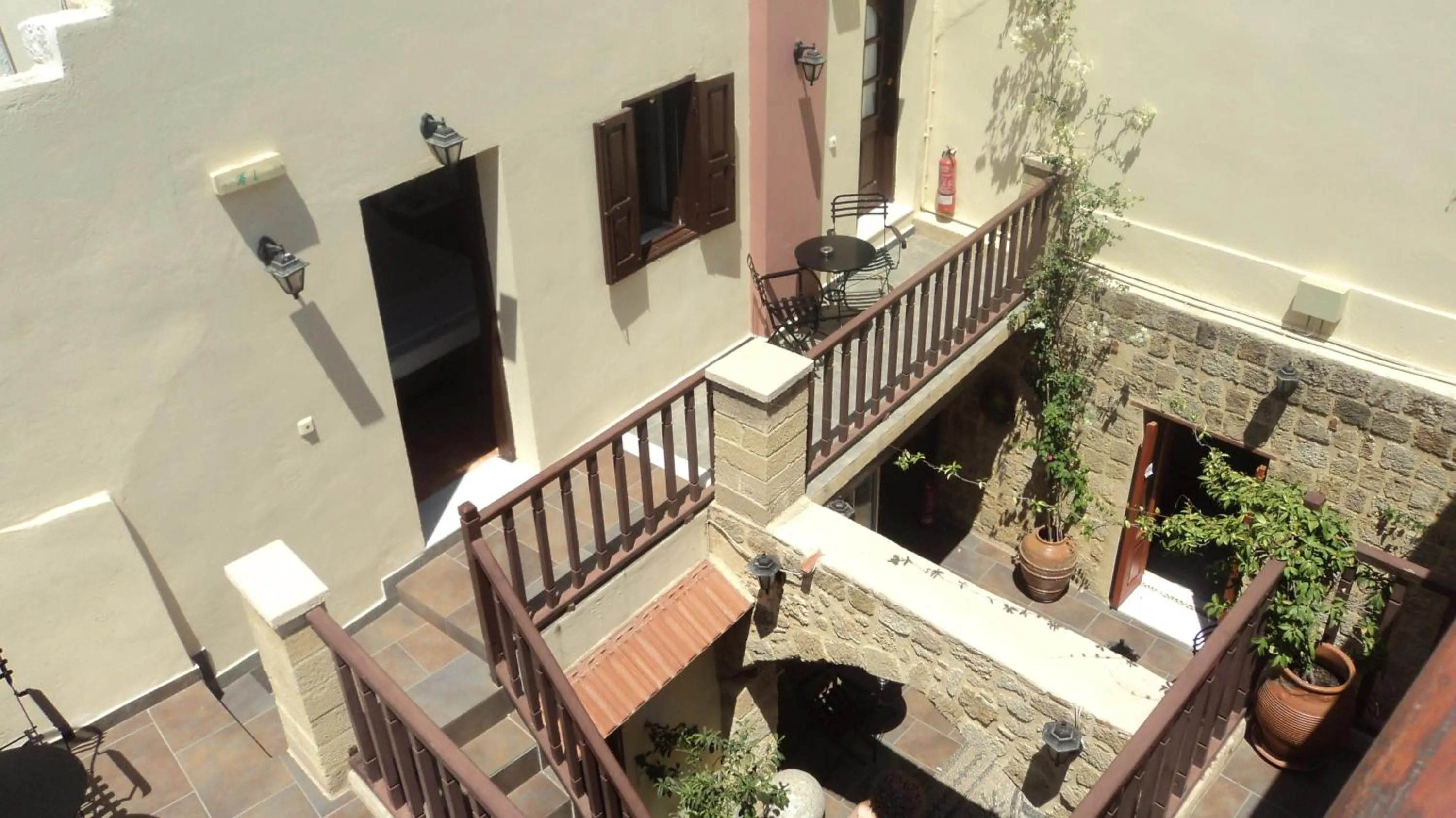 Property building in Camelot Traditional & Classic Hotel