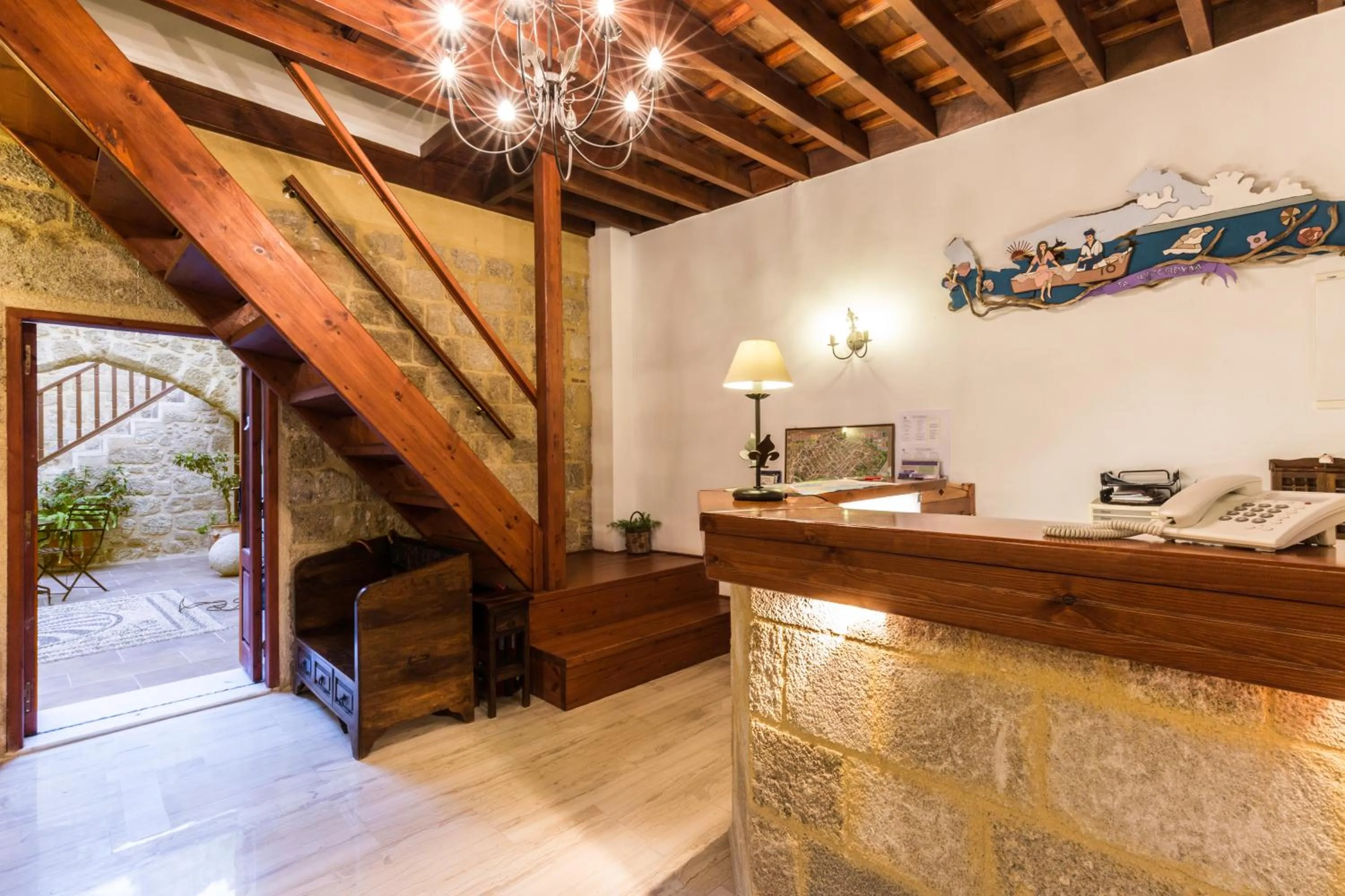 Lobby or reception in Camelot Traditional & Classic Hotel