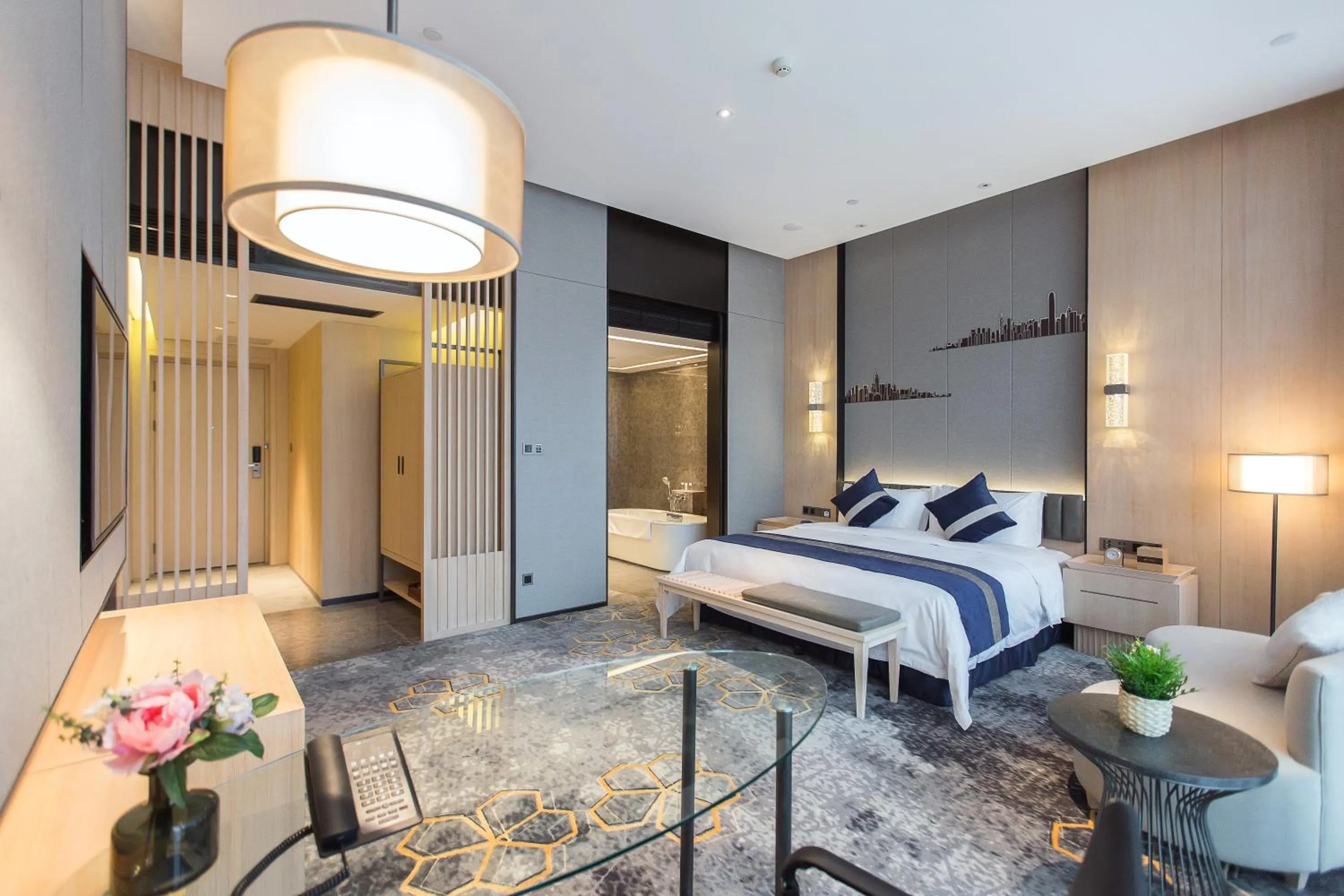 Photo of the whole room, Bed in Chongqing Liyuan Hotel