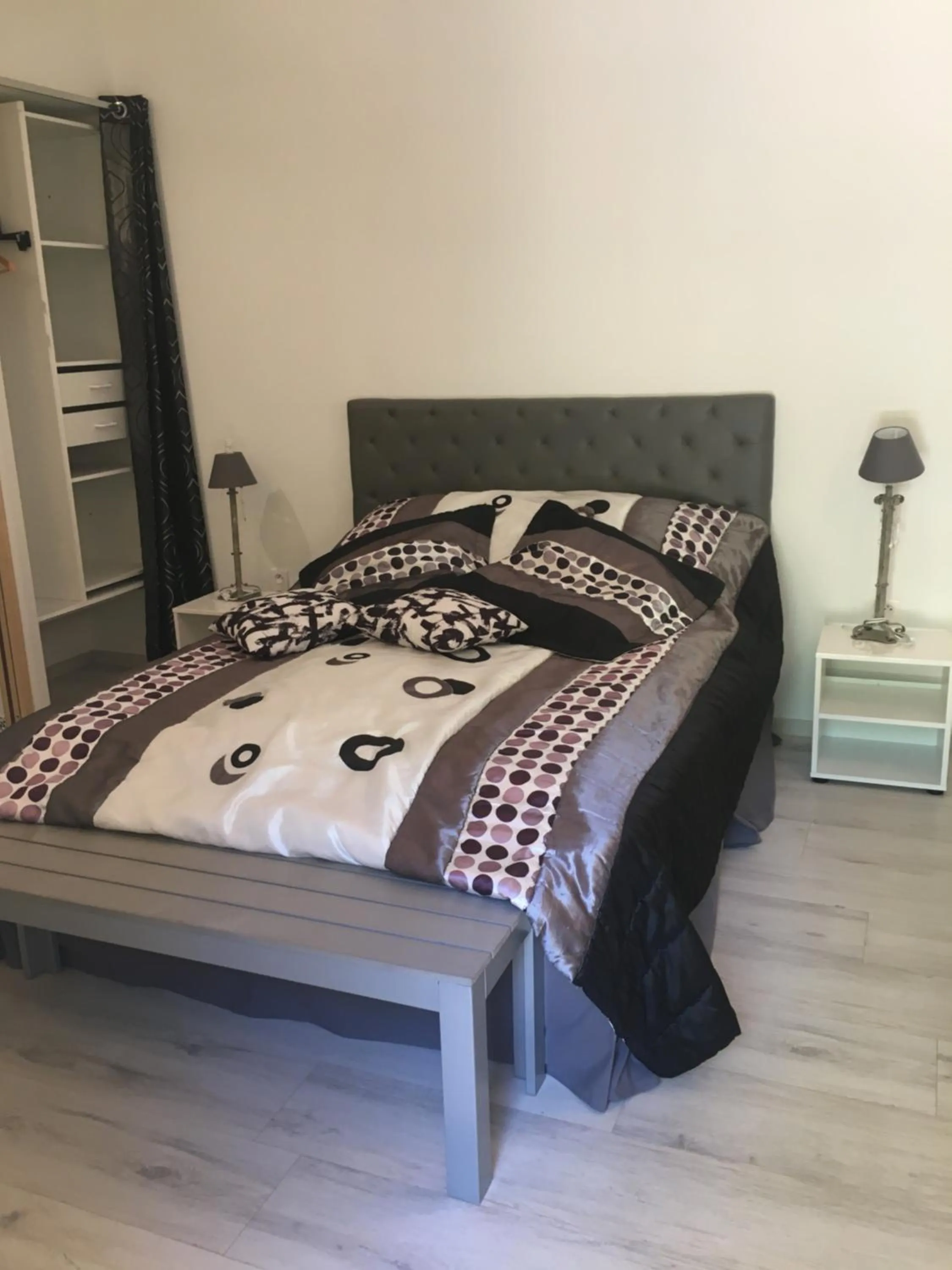 Bed in Le Mas aux Arômes