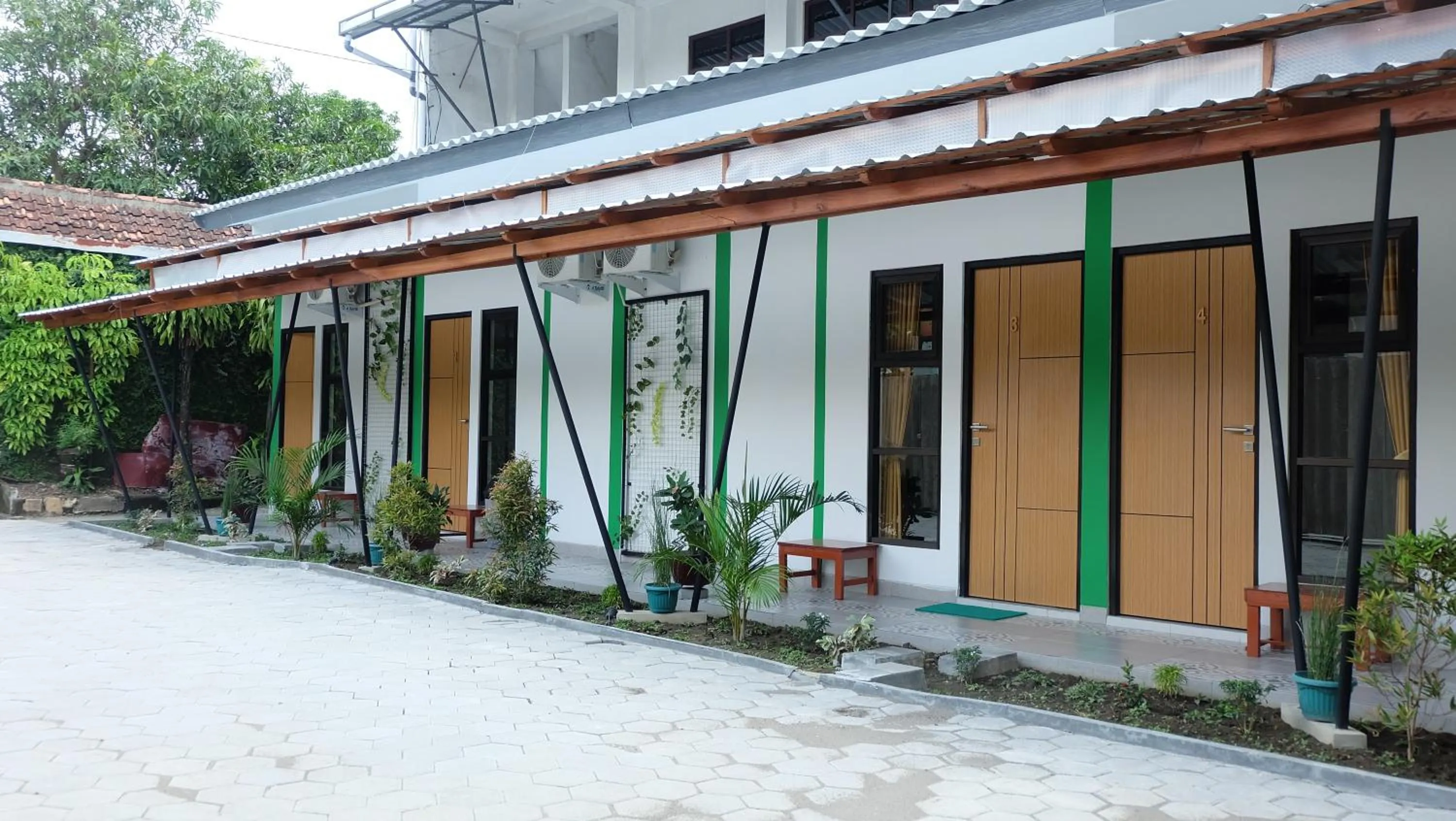 Property building in Hotel Jogja Kili Suci By Simply Homy