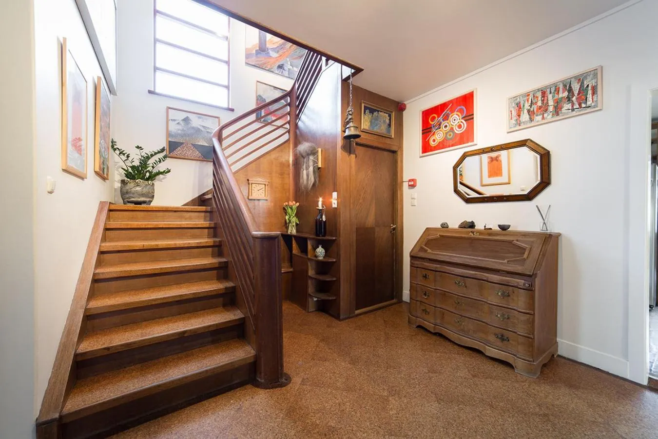 Communal lounge/ TV room in Eric the Red Guesthouse