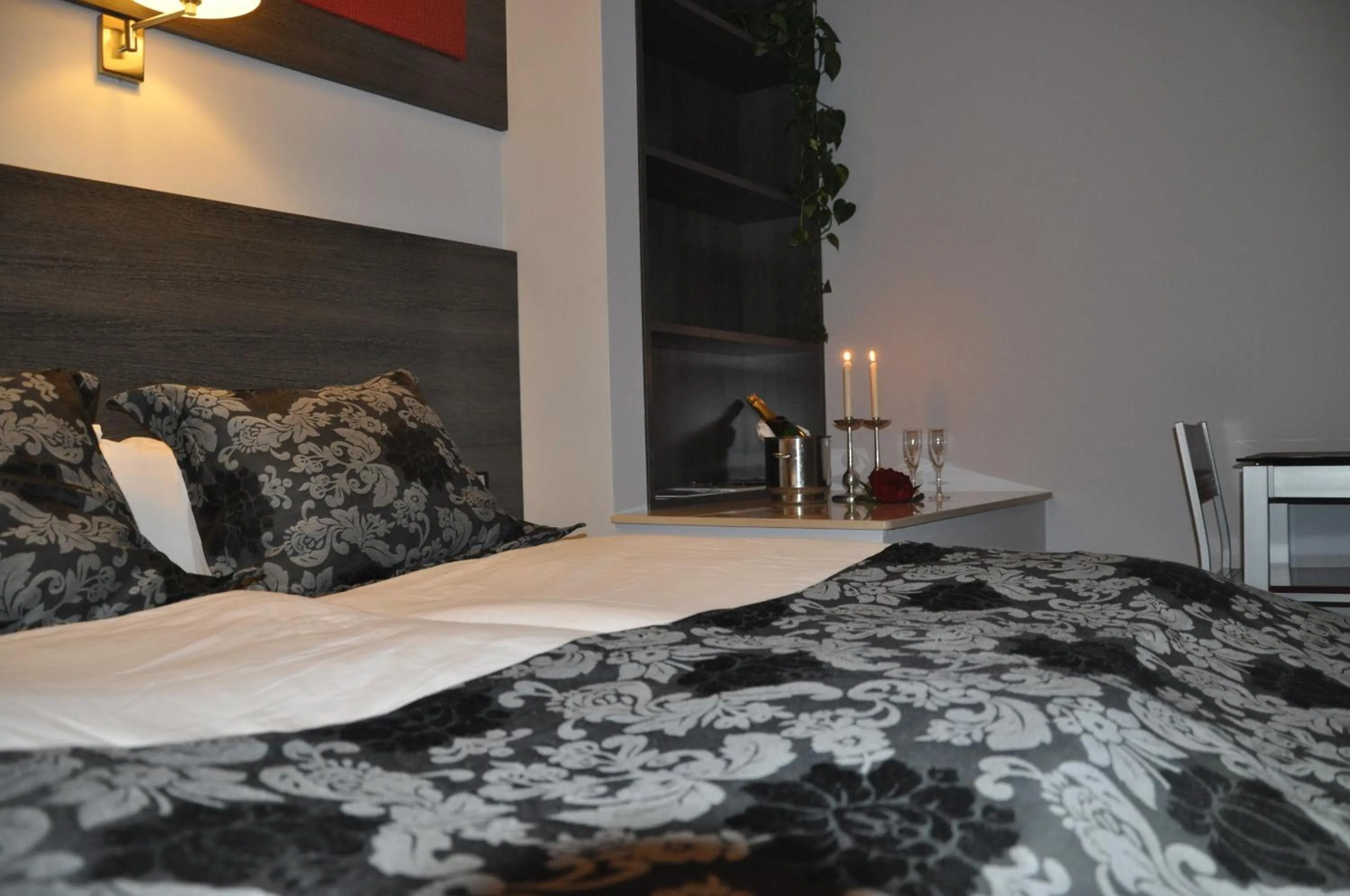 Photo of the whole room, Bed in Casablanca Suites - Adults Only