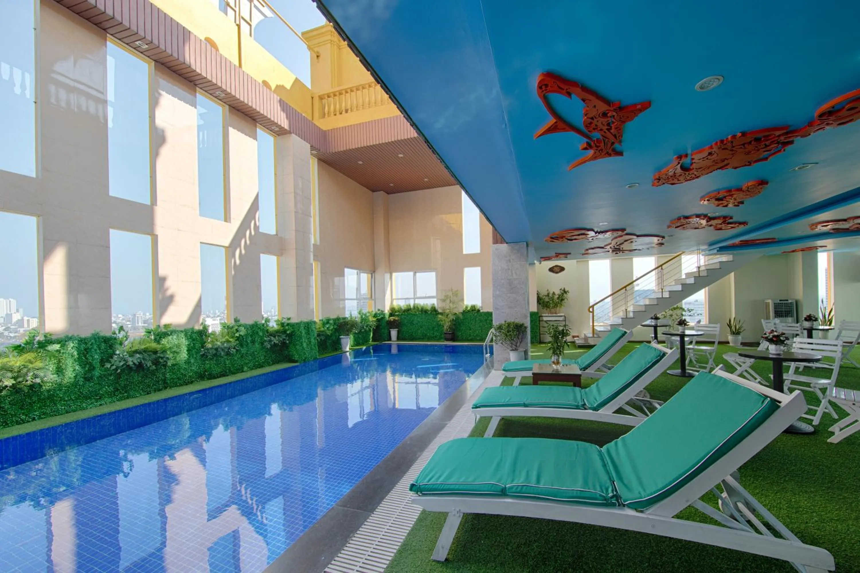 Swimming pool in Fivitel Boutique Da Nang
