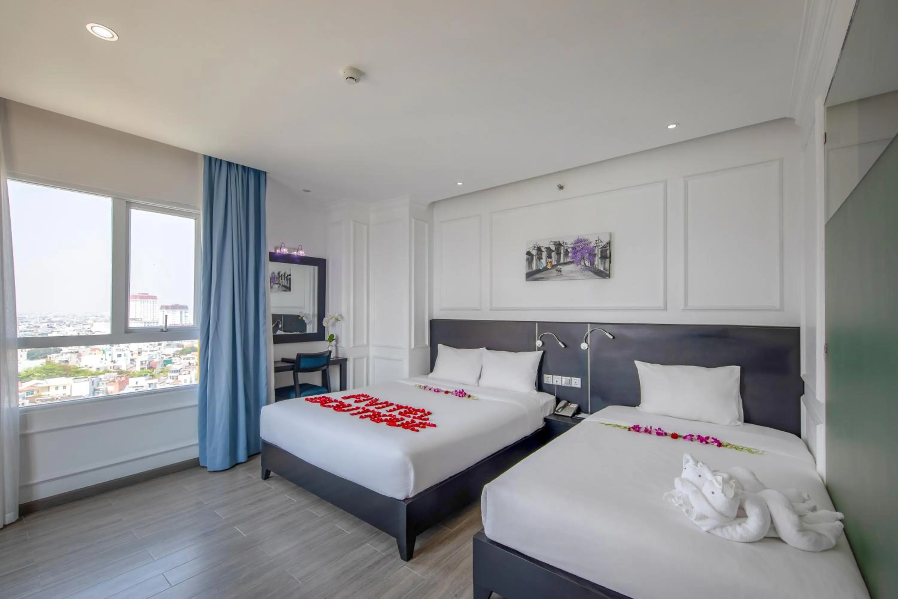 Bedroom, Bed in Fivitel Boutique Da Nang