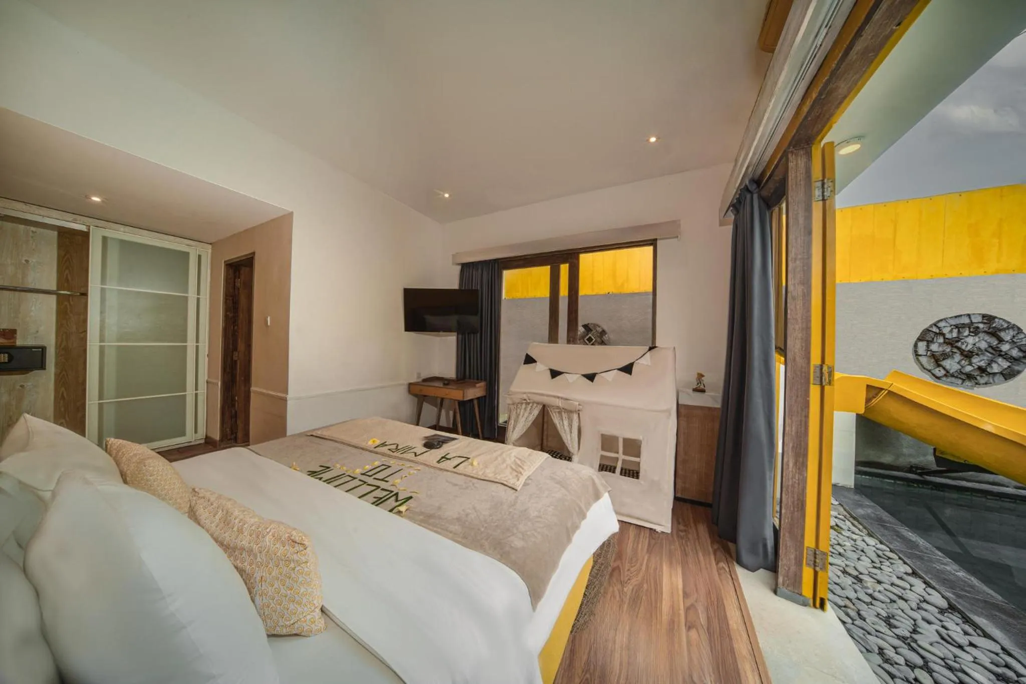 Bedroom, Bed in La Mira Villa Seminyak by Ini Vie Hospitality