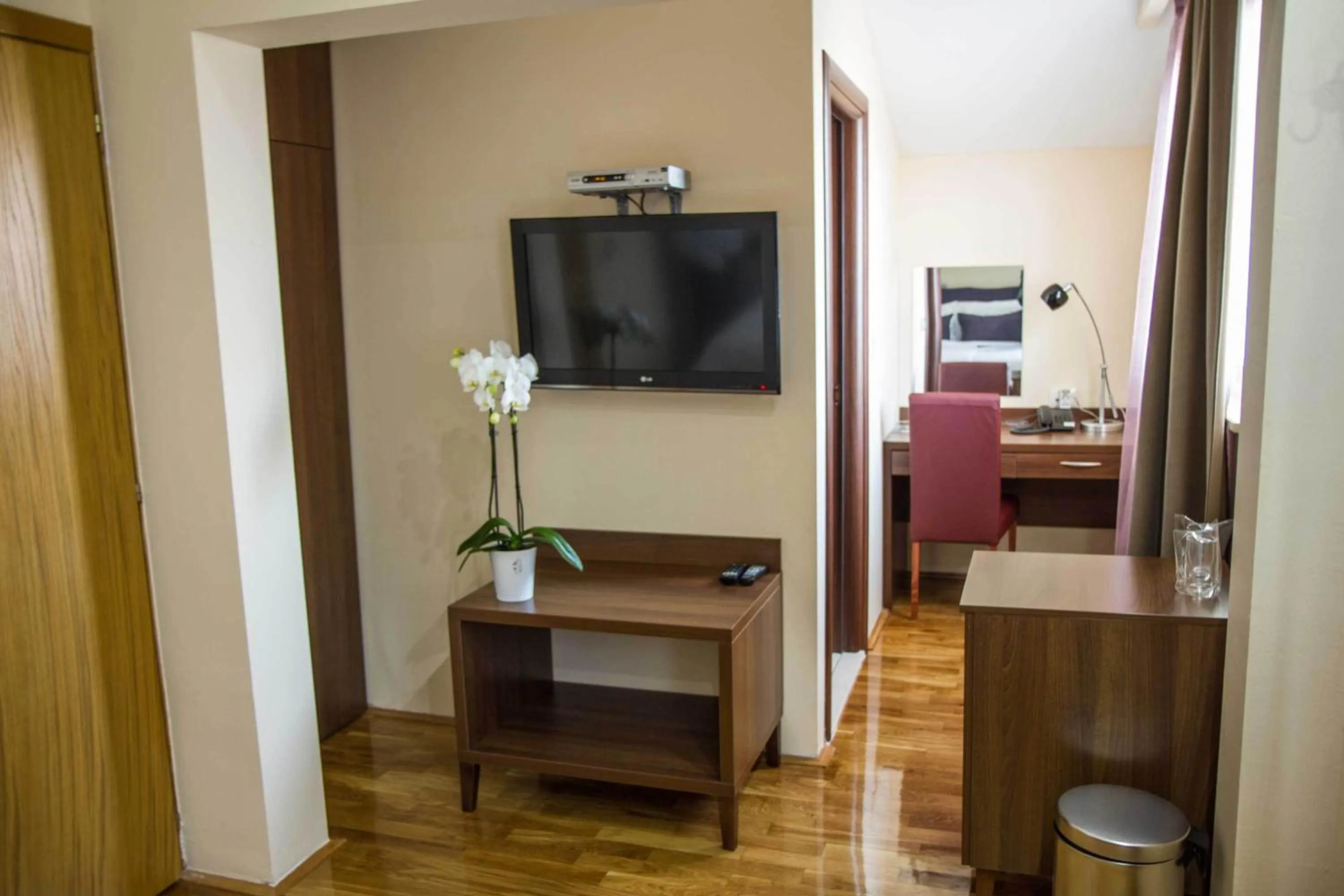 TV and multimedia in Hotel M