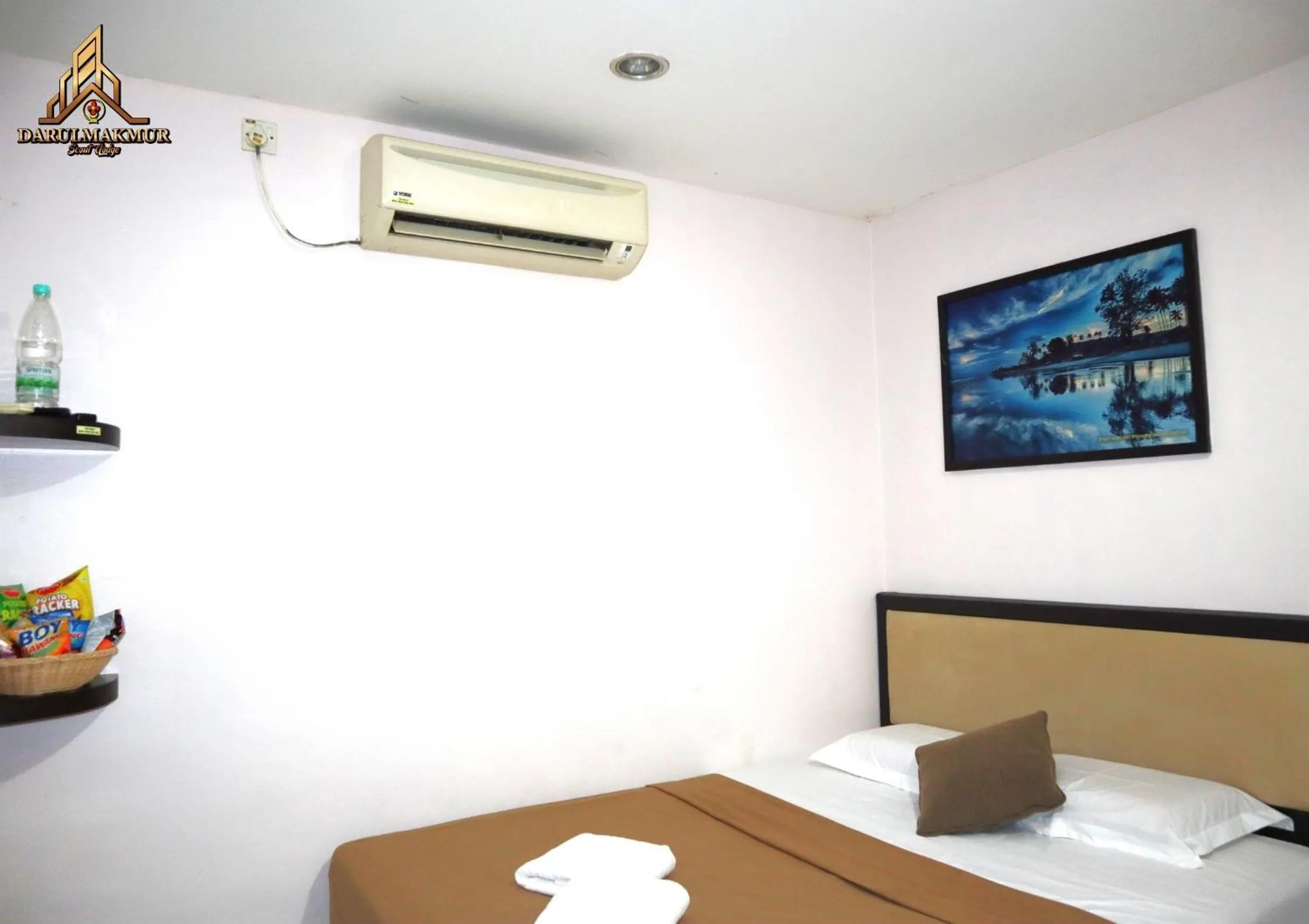 Bed in DarulMakmur Scout Lodge