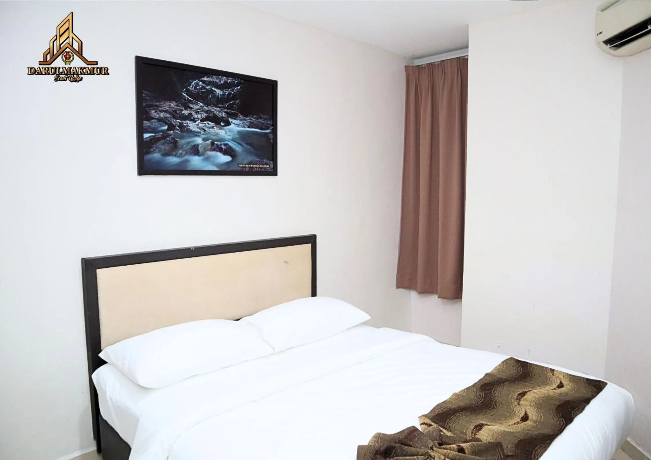 Bed in DarulMakmur Scout Lodge