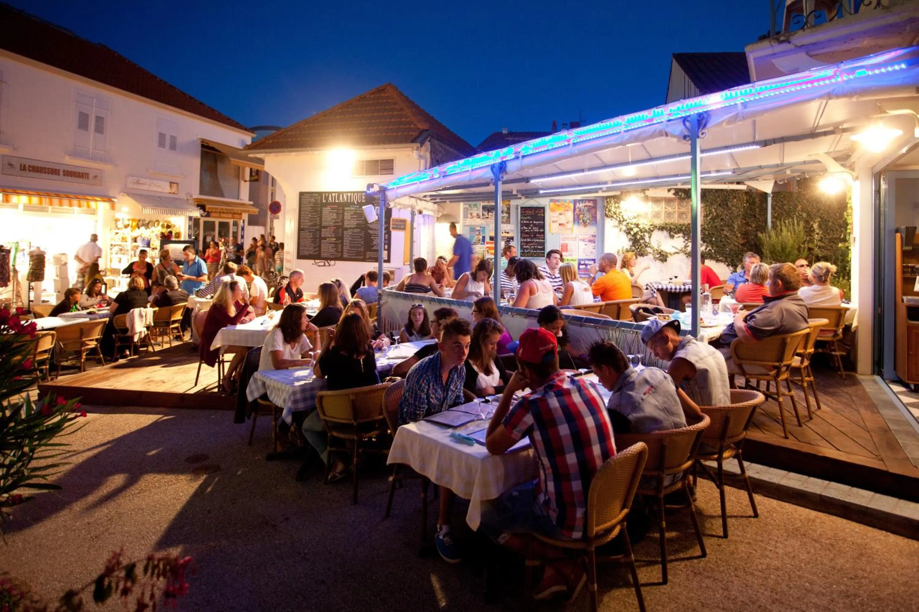 Night in Hotel de l'Atlantique