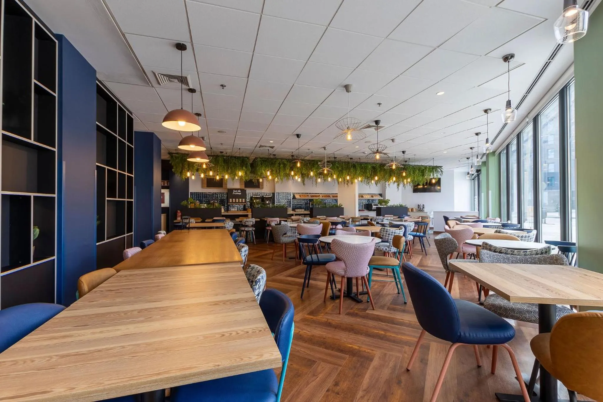 Restaurant/places to eat in Travelodge Barcelona Poblenou