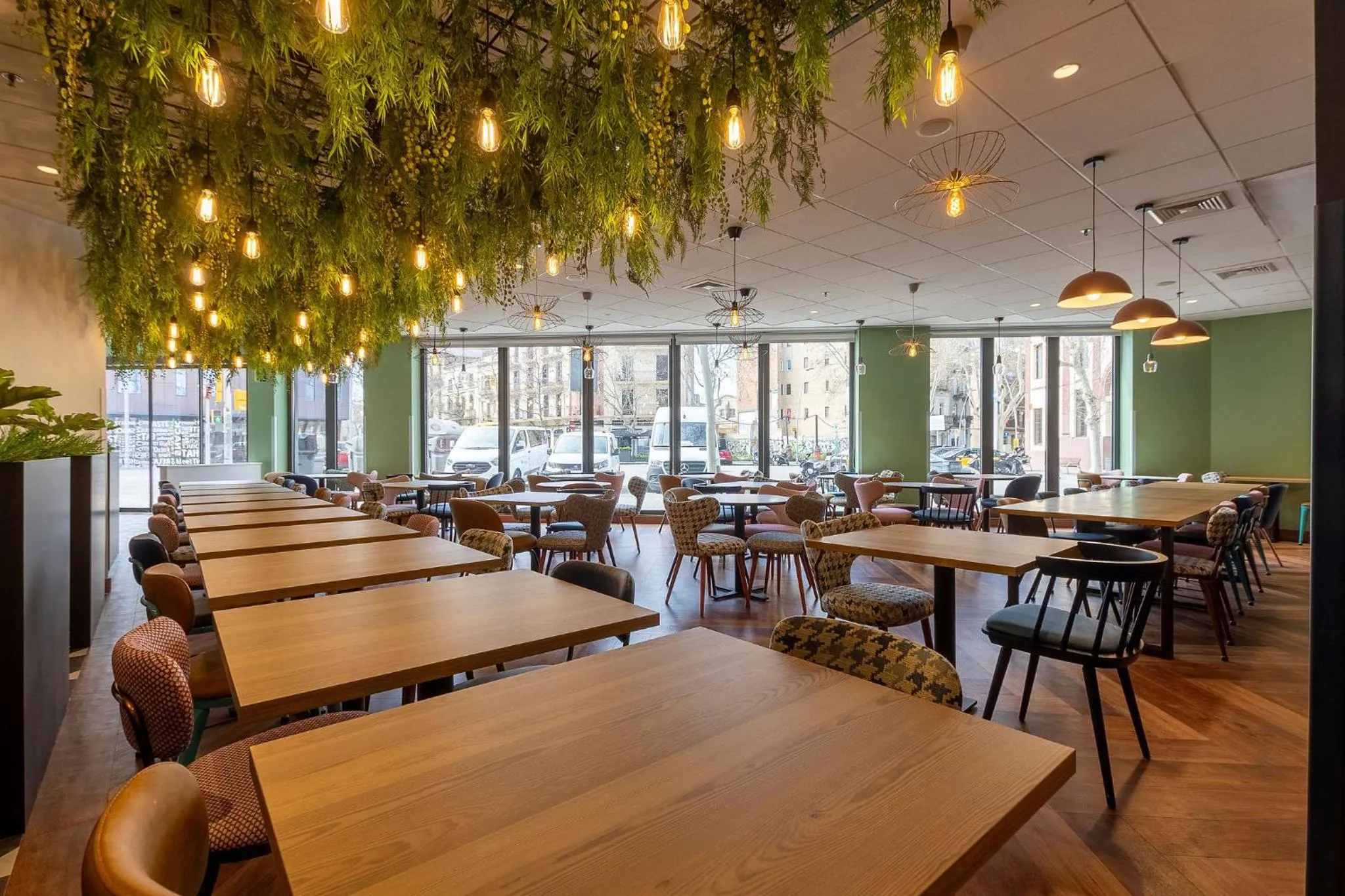 Restaurant/places to eat in Travelodge Barcelona Poblenou