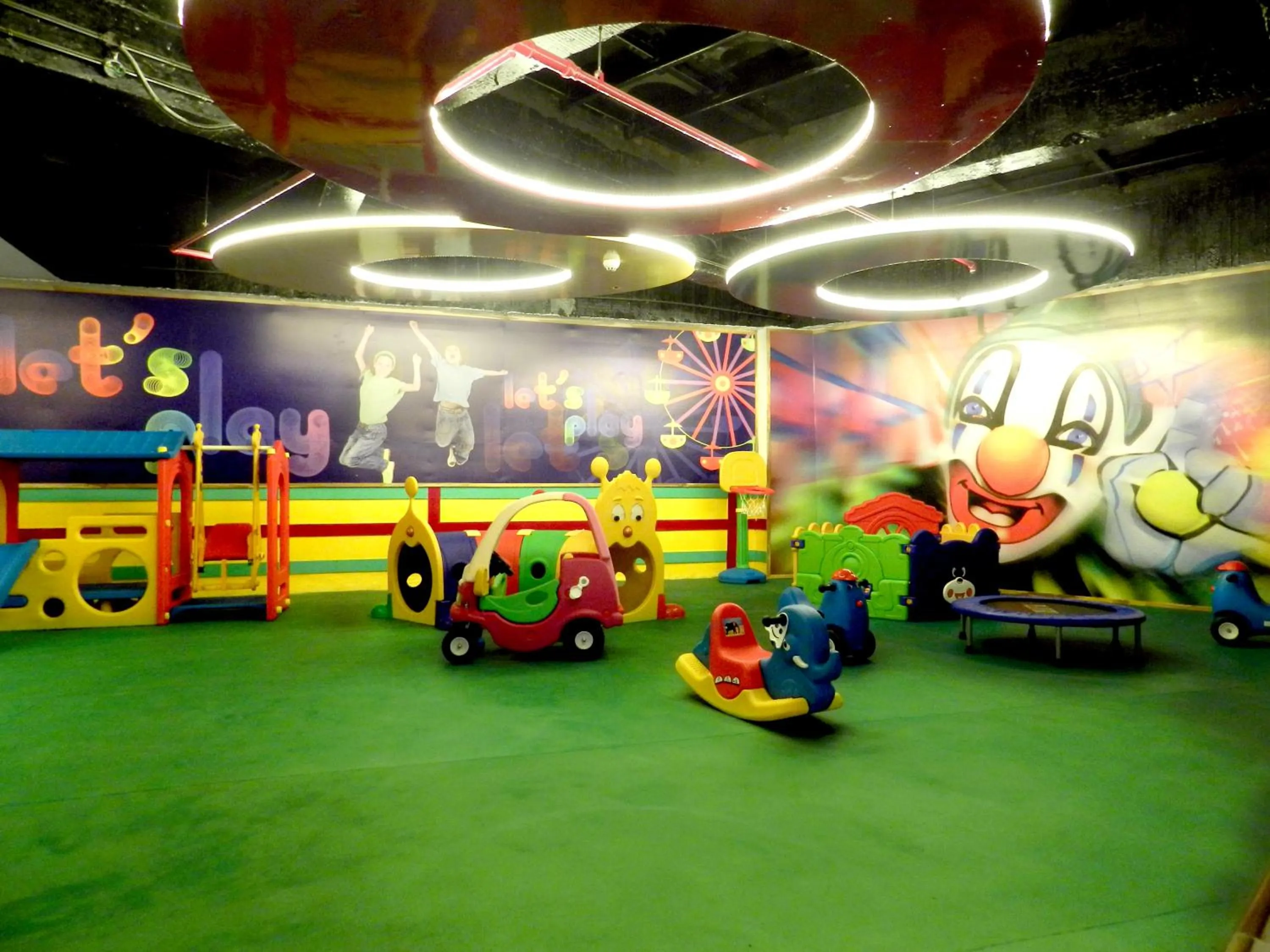 Game Room in Sinclairs Retreat Ooty